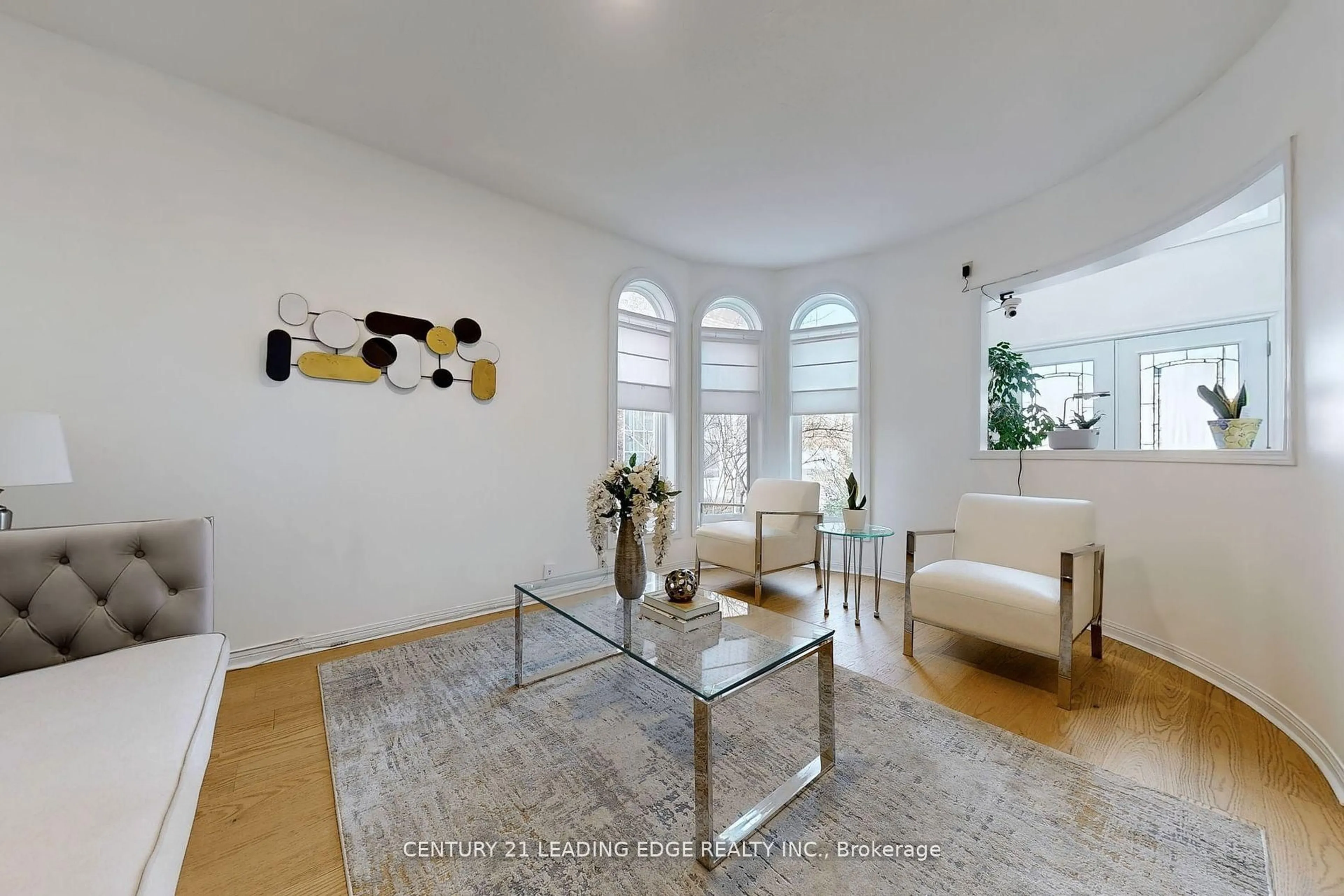 Living room with furniture, unknown for 35 Fortune Cres, Richmond Hill Ontario L4S 1S5