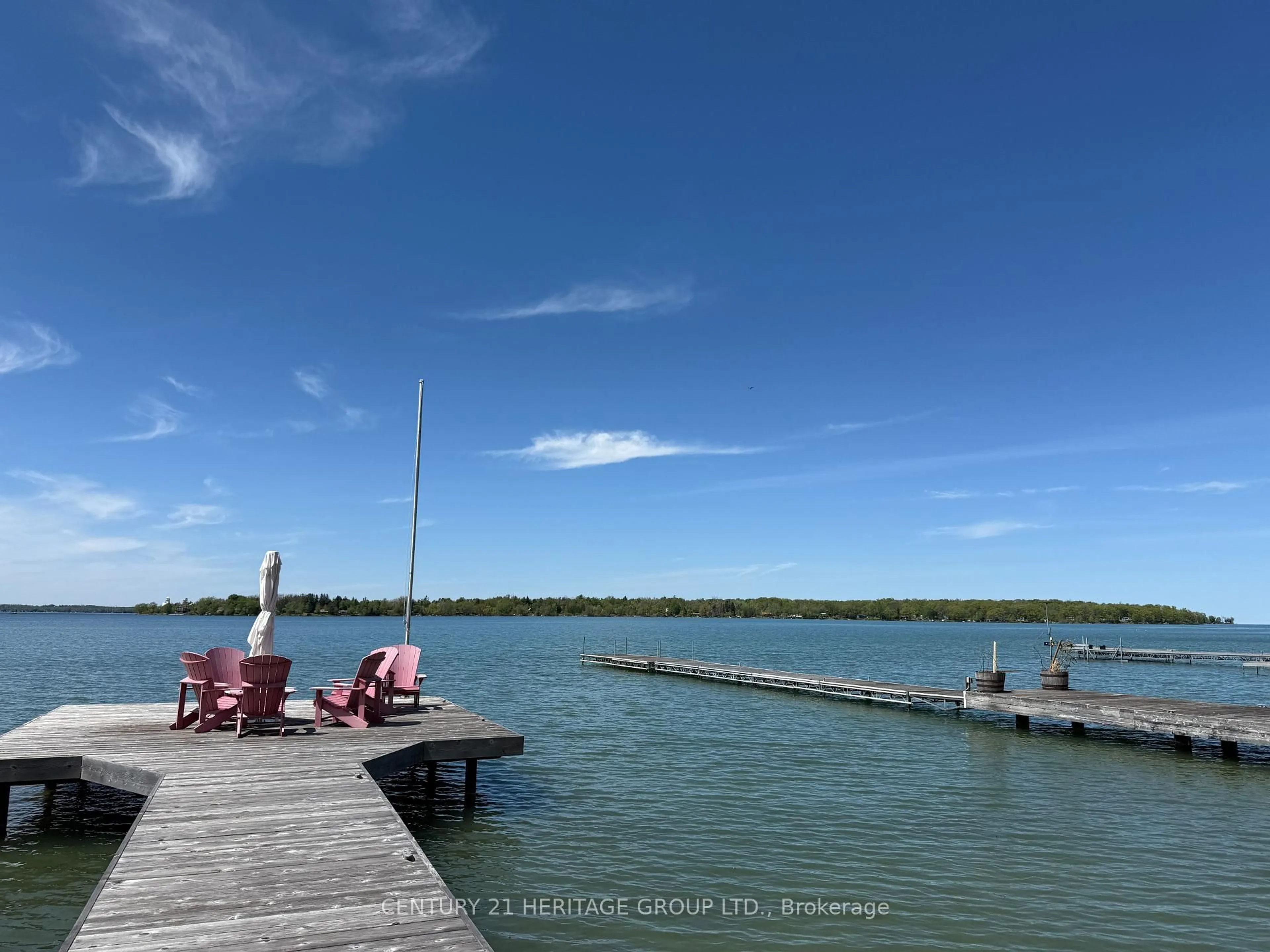 Unknown for 915 Lake Dr, Georgina Ontario L4P 3E9