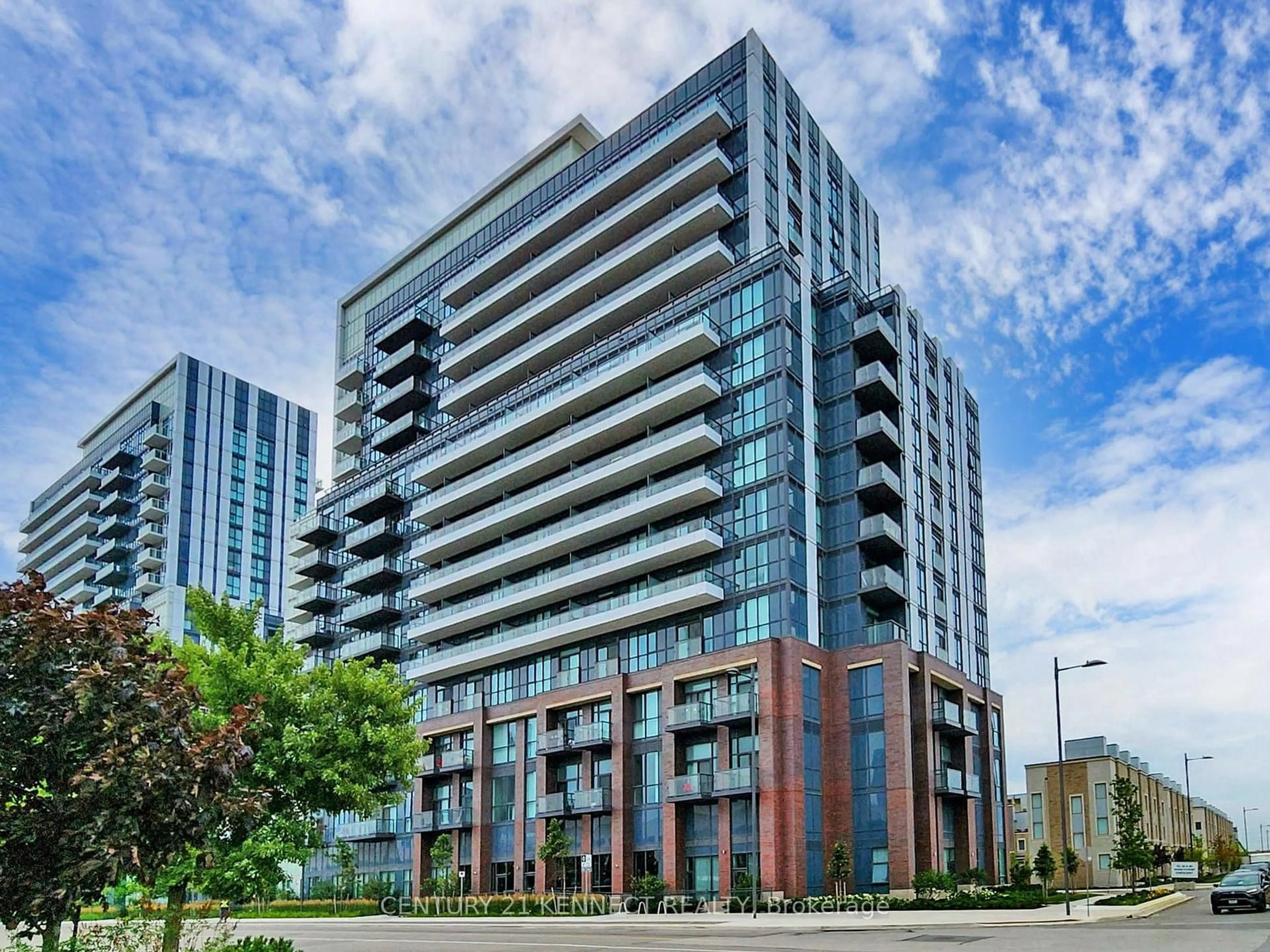 Unknown for 10 Honeycrisp Cres #215, Vaughan Ontario L4K 0M7