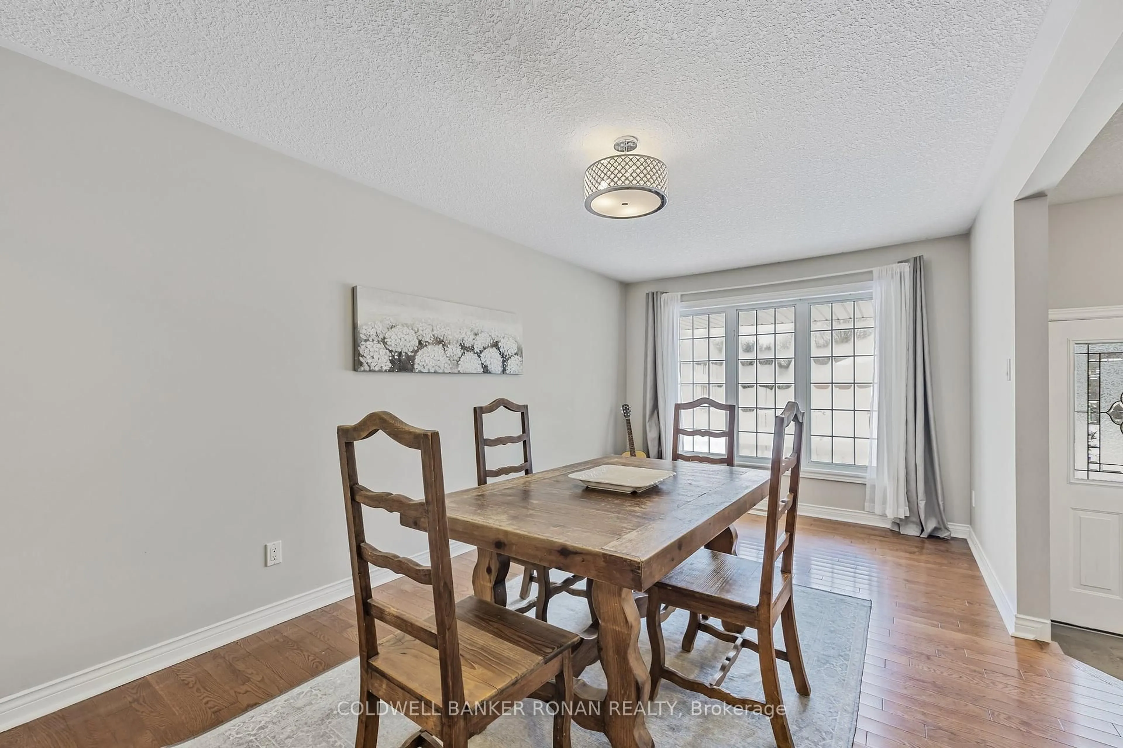 Dining room, wood/laminate floor for 28 Dekker St, Adjala-Tosorontio Ontario L0M 1J0