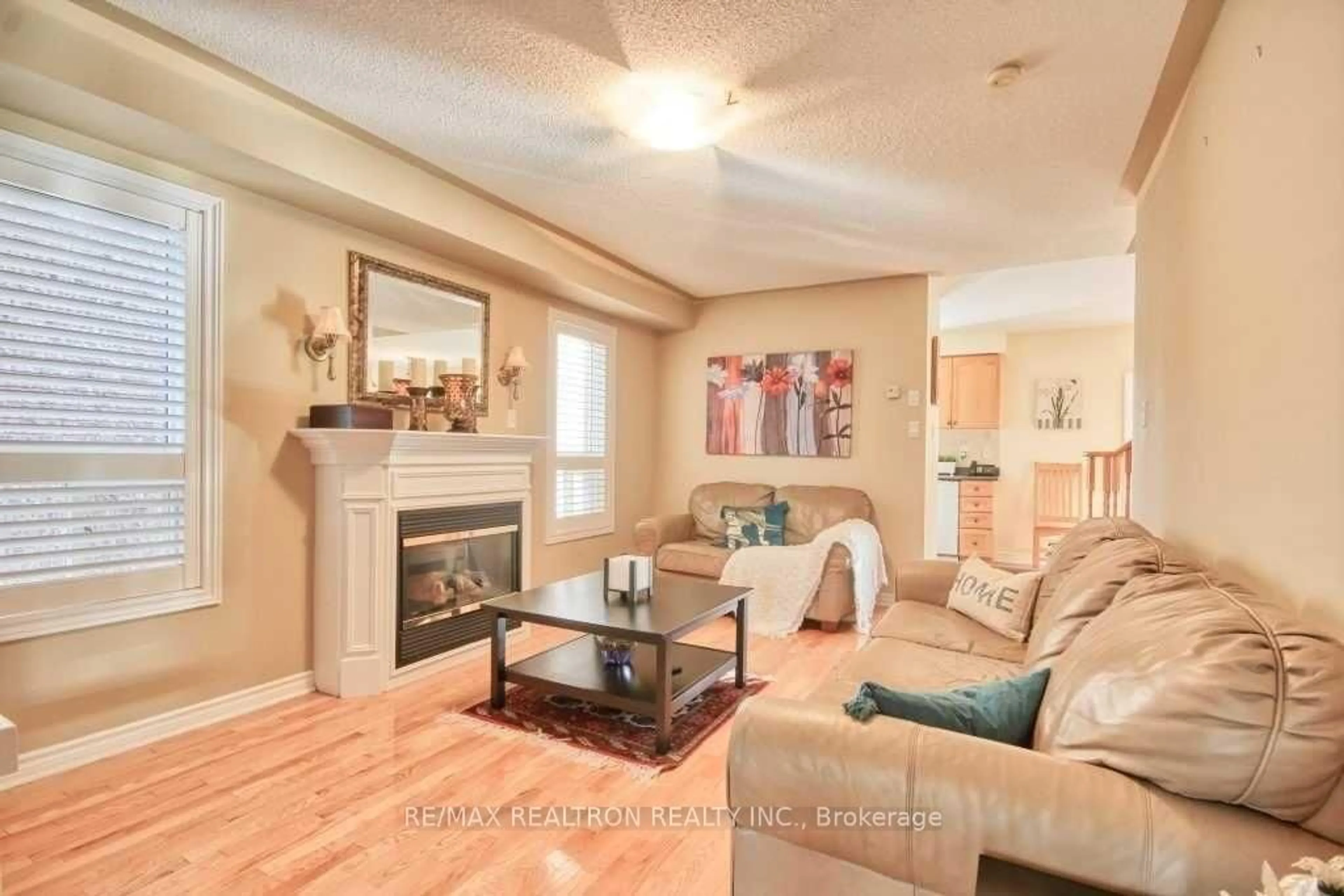 Living room with furniture, unknown for 59 Goyo Gate, Vaughan Ontario L6A 3T4