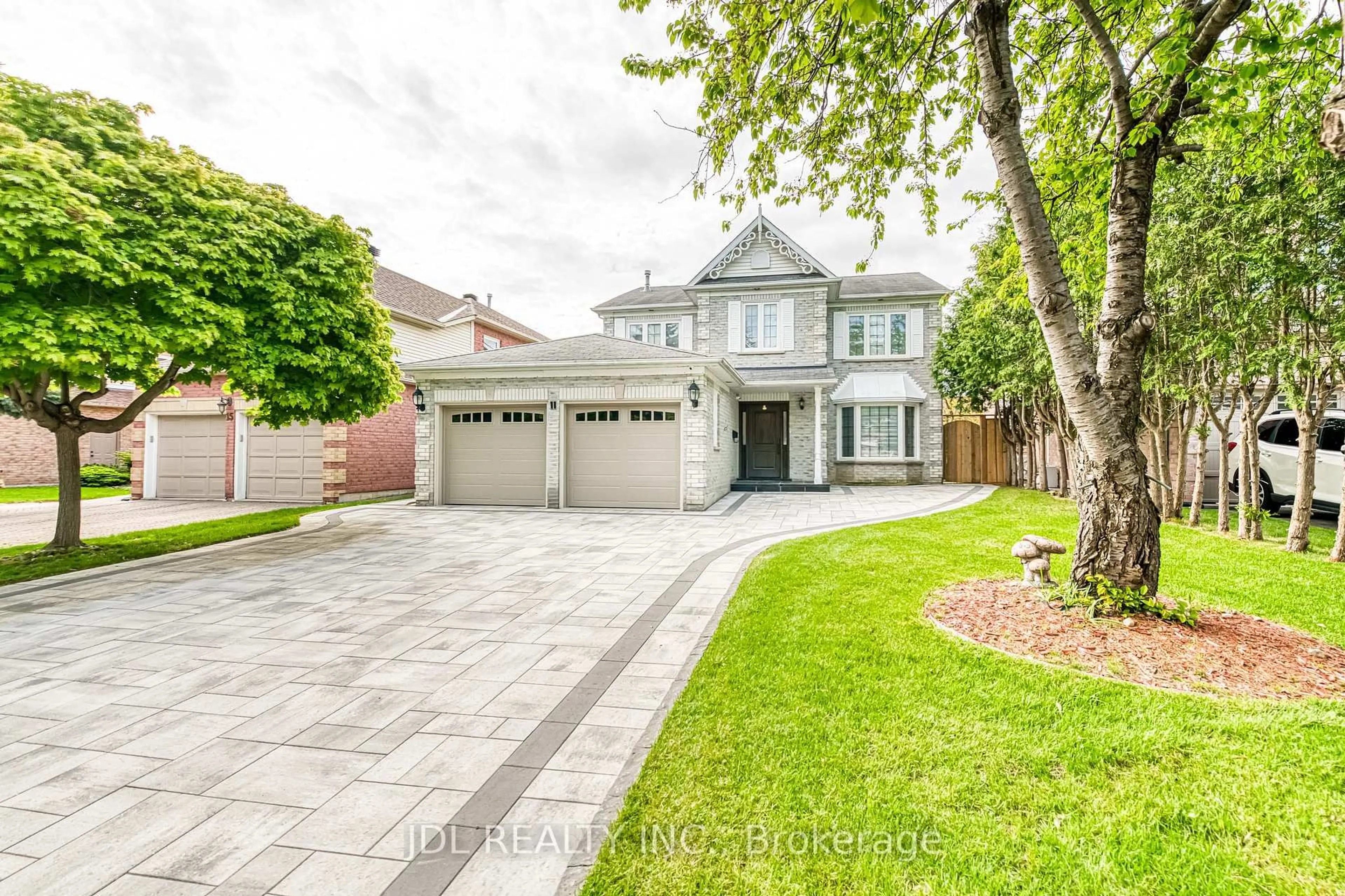 Home with brick exterior material, street for 11 Heatherwood Cres, Markham Ontario L3R 8X3