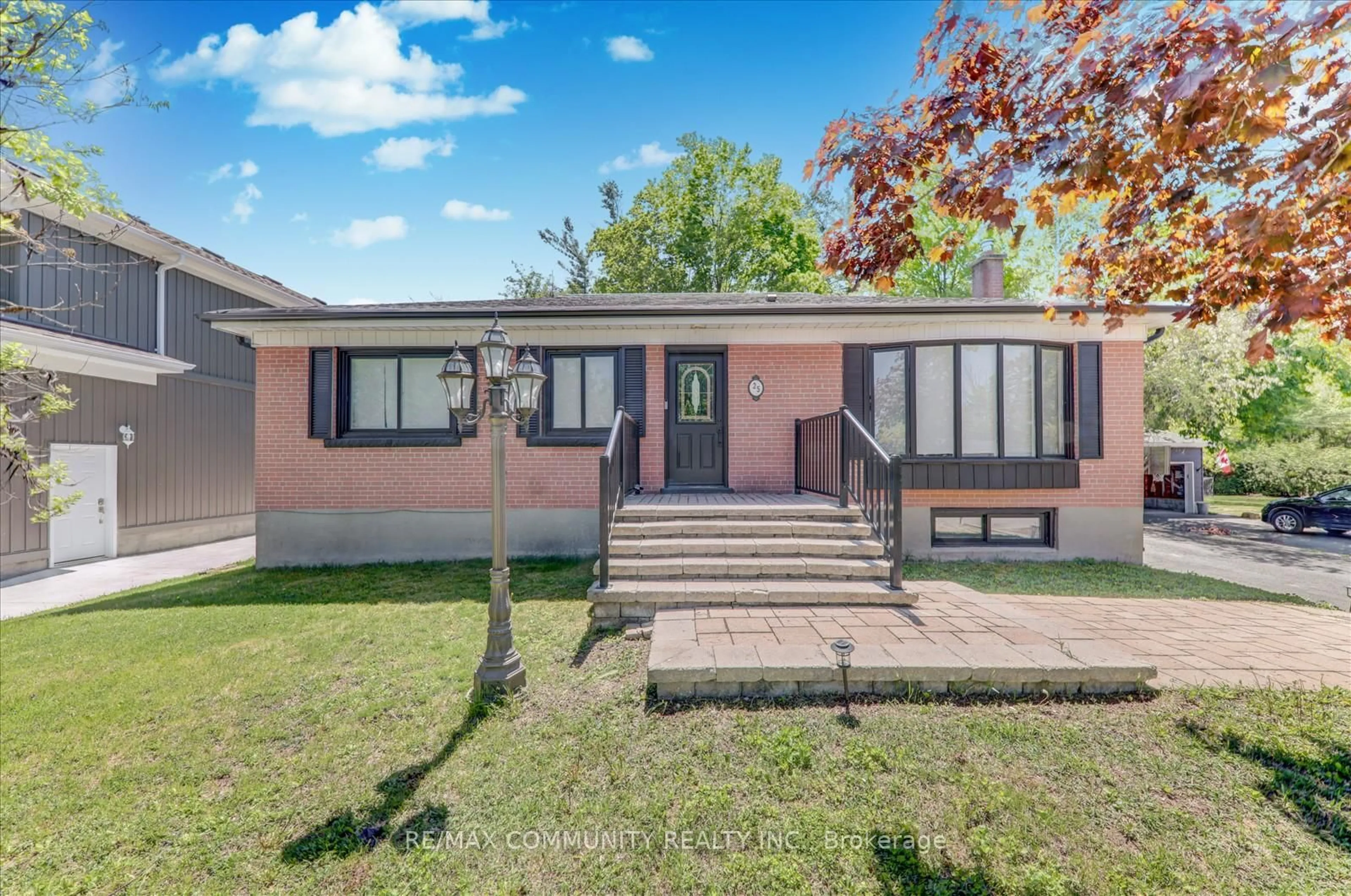 Home with brick exterior material, street for 25 George St, New Tecumseth Ontario L9R 1M7