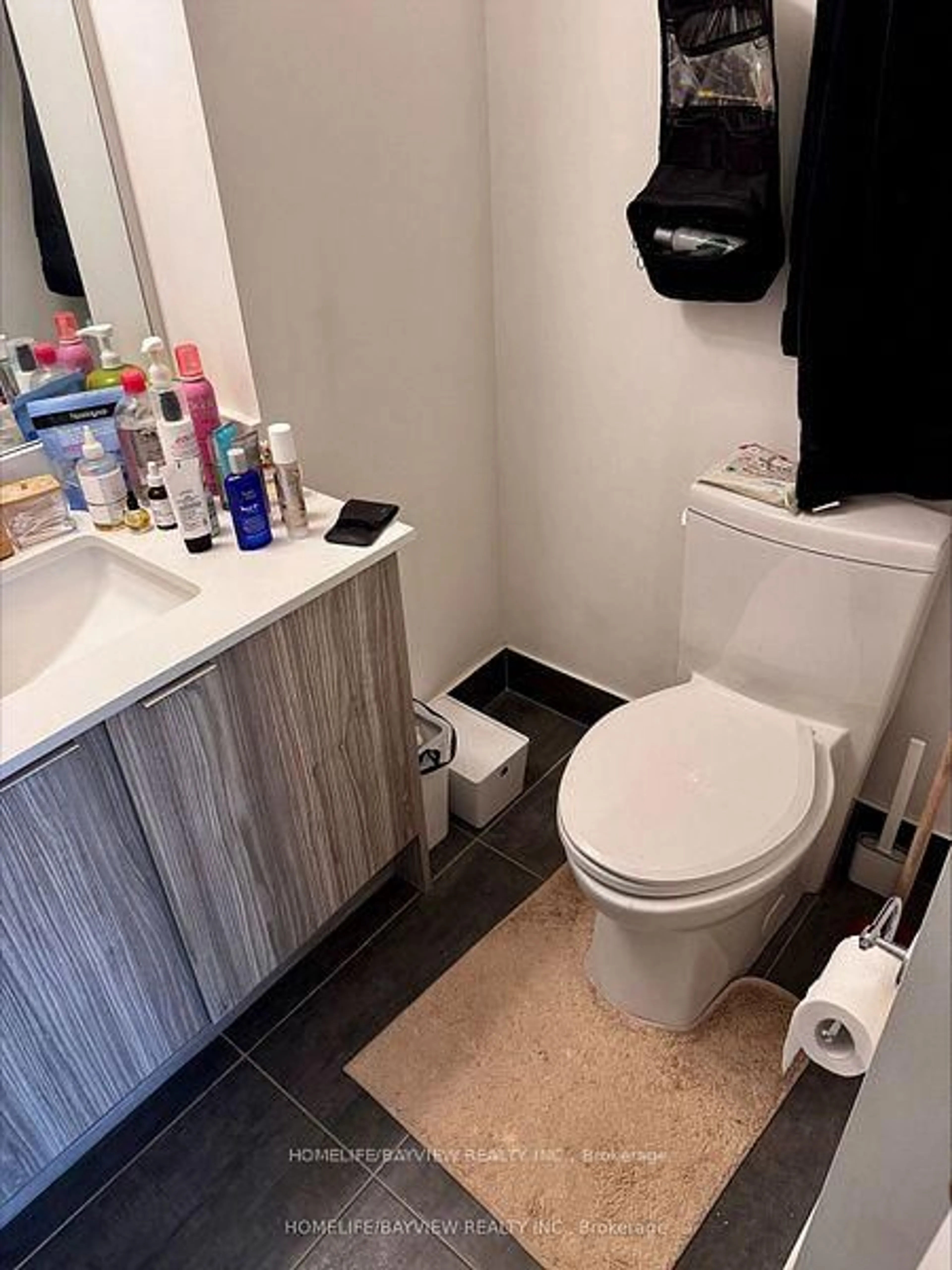 Standard bathroom, floor is not visible for 2908 HWY 7 Rd #701, Vaughan Ontario L4K 0K5