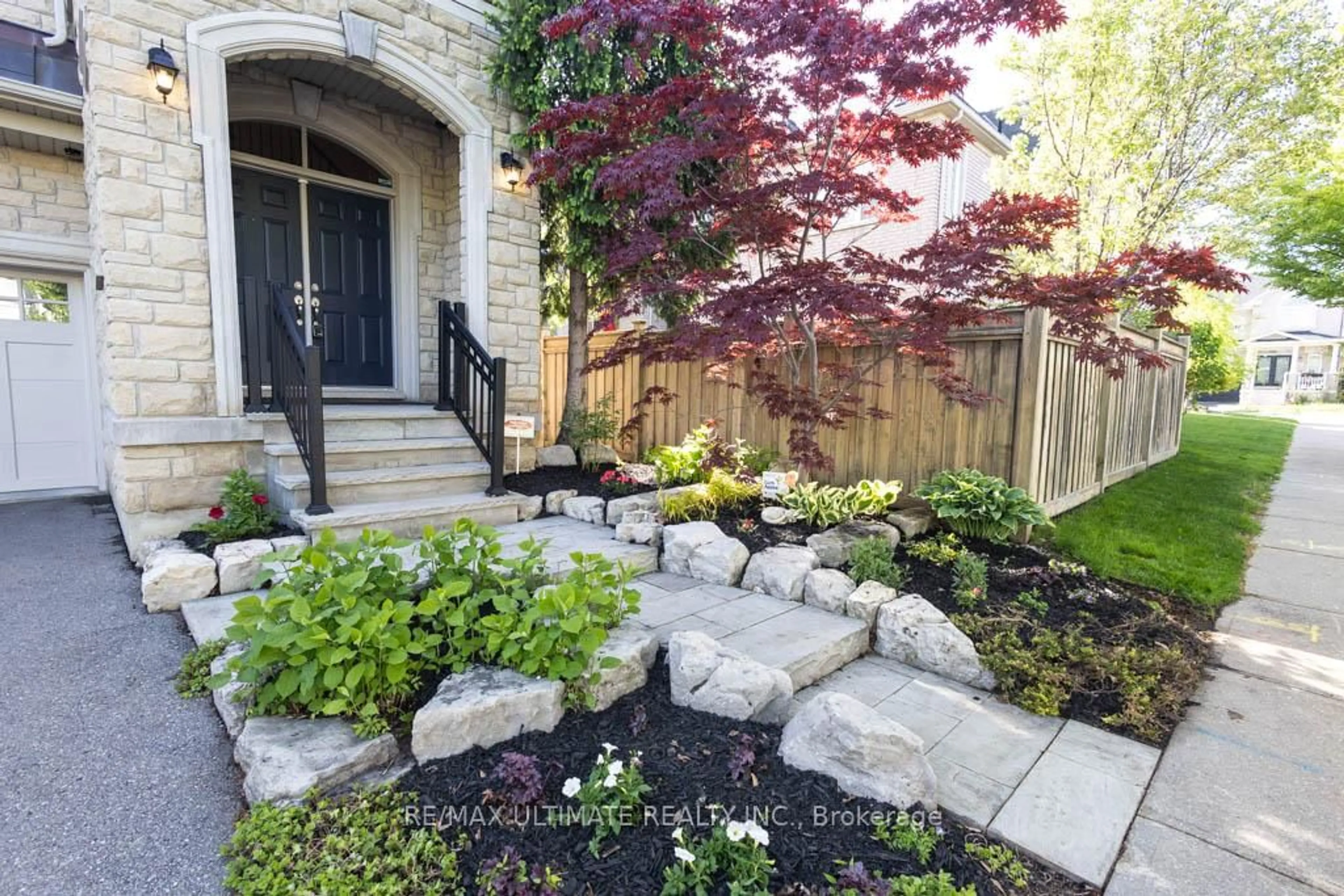 Patio, street for 58 Asner Ave, Vaughan Ontario L6A 0W6