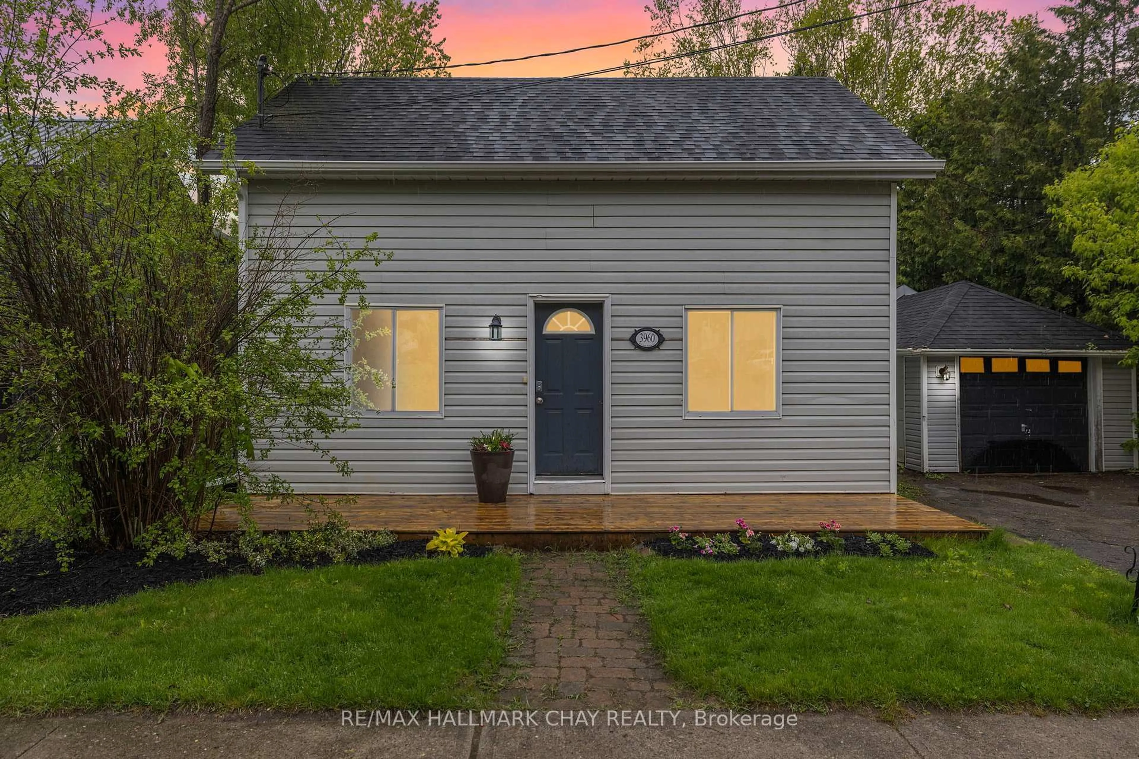 Unknown for 3960 Front St, Uxbridge Ontario L0C 1A0