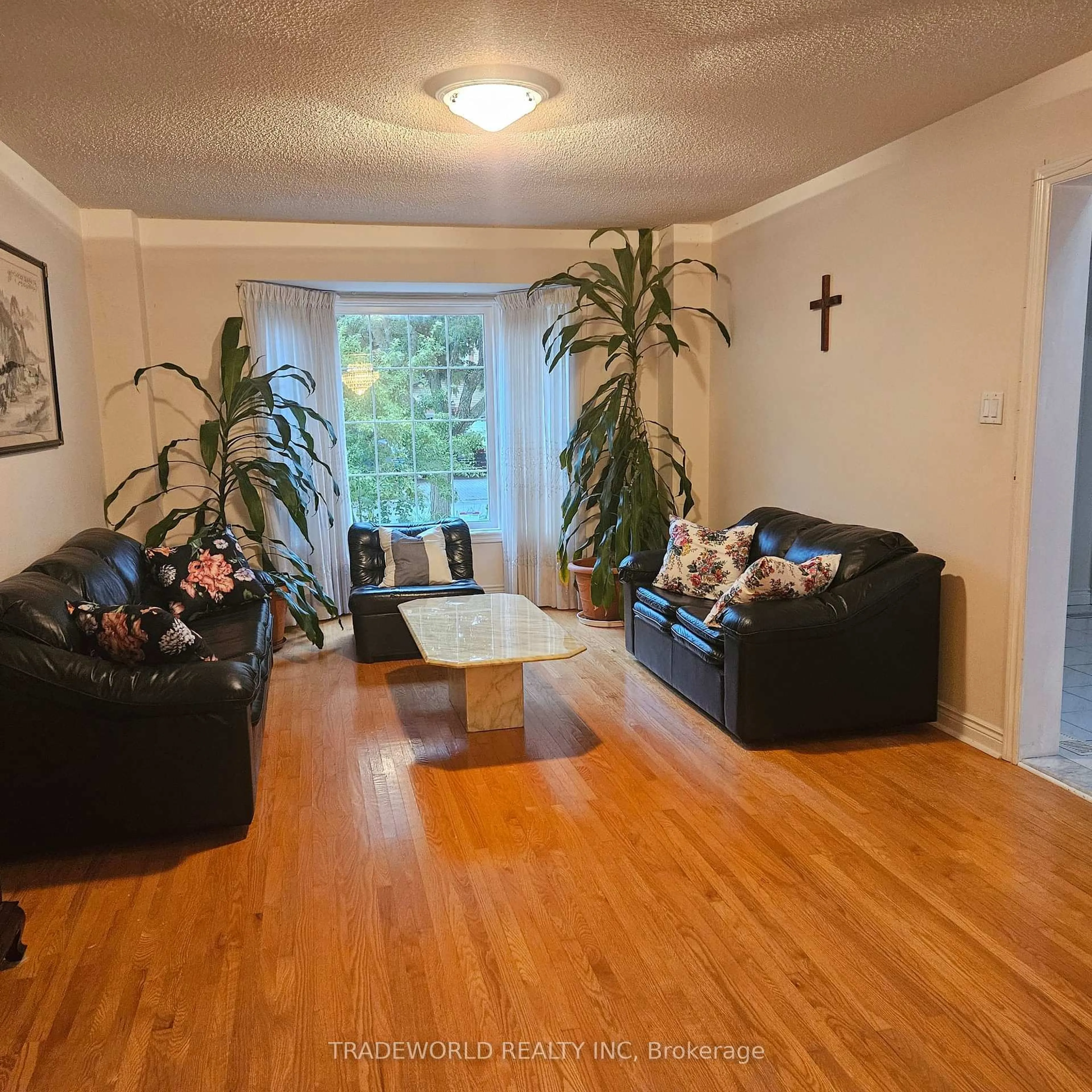 Living room with furniture, unknown for 110 Fitzgerald Ave, Markham Ontario L3R 9Y9