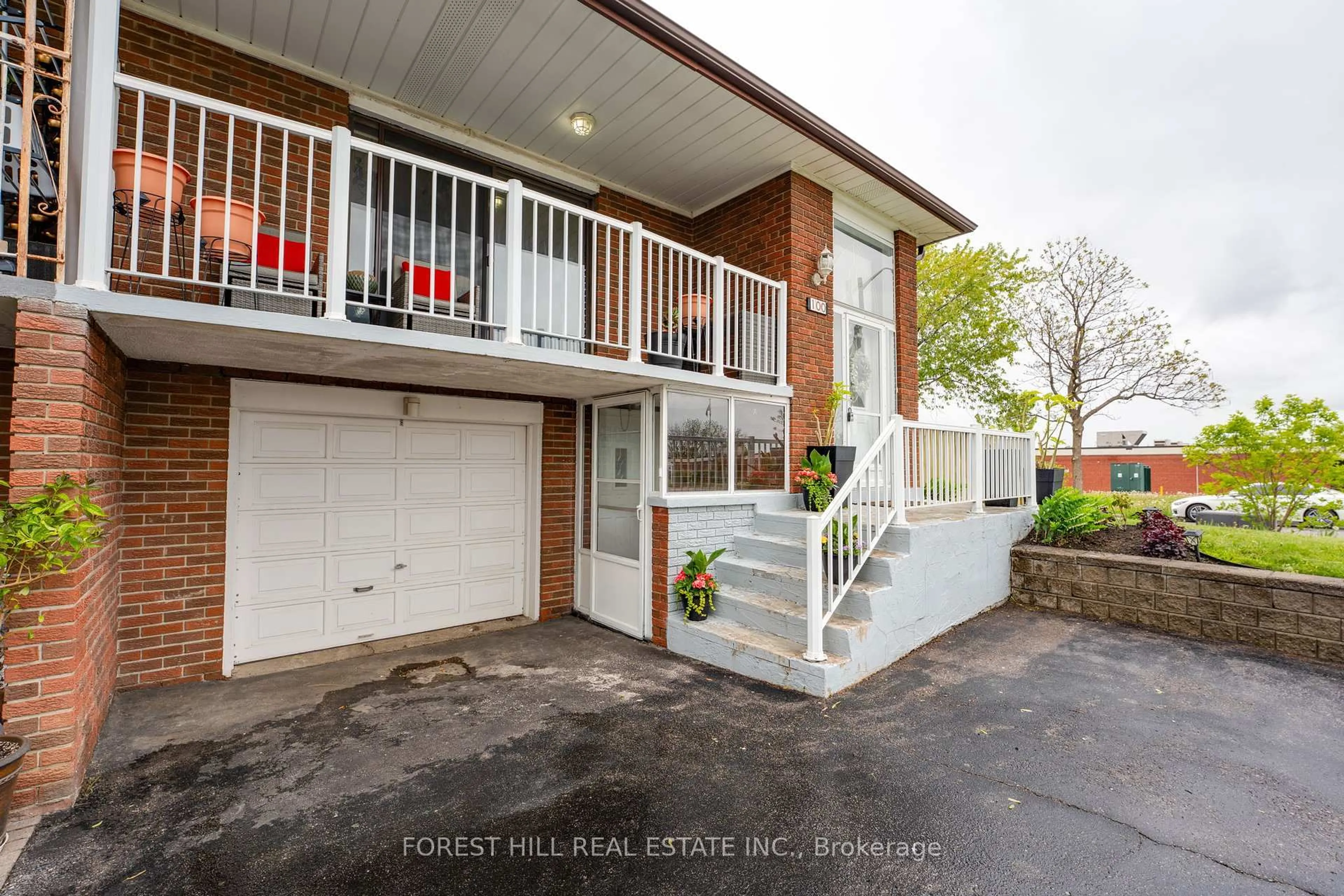 Unknown for 100 Andrew Park N/A, Vaughan Ontario L4L 1E9