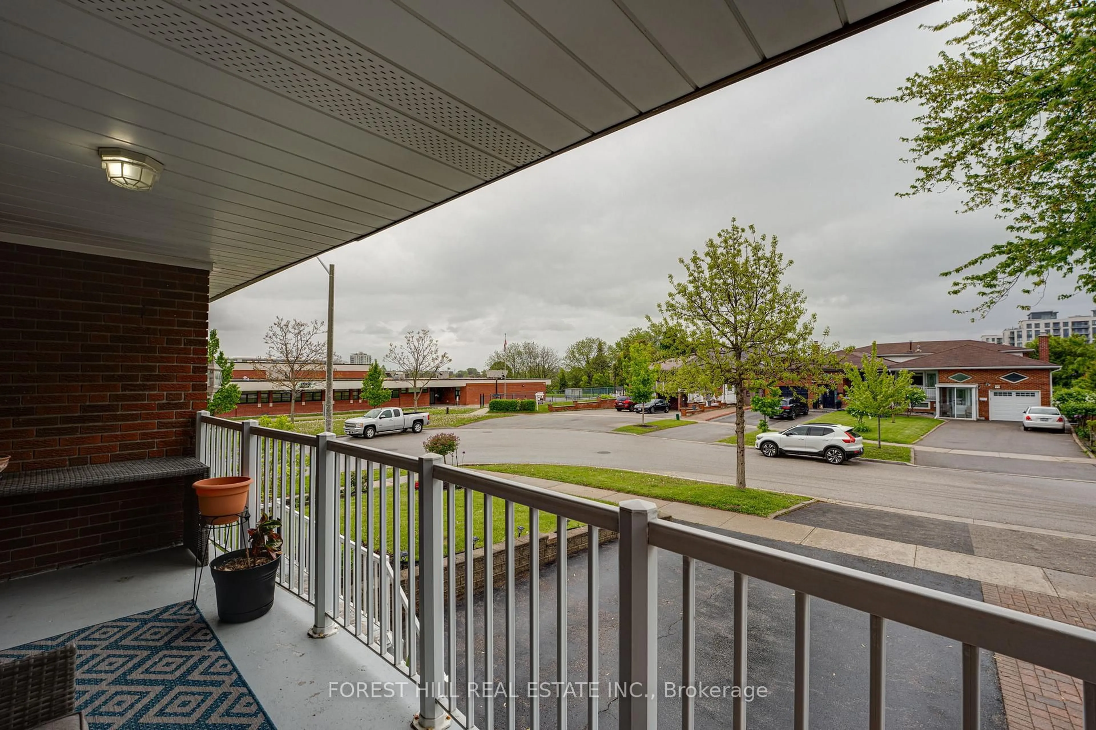Patio, unknown for 100 Andrew Park N/A, Vaughan Ontario L4L 1E9