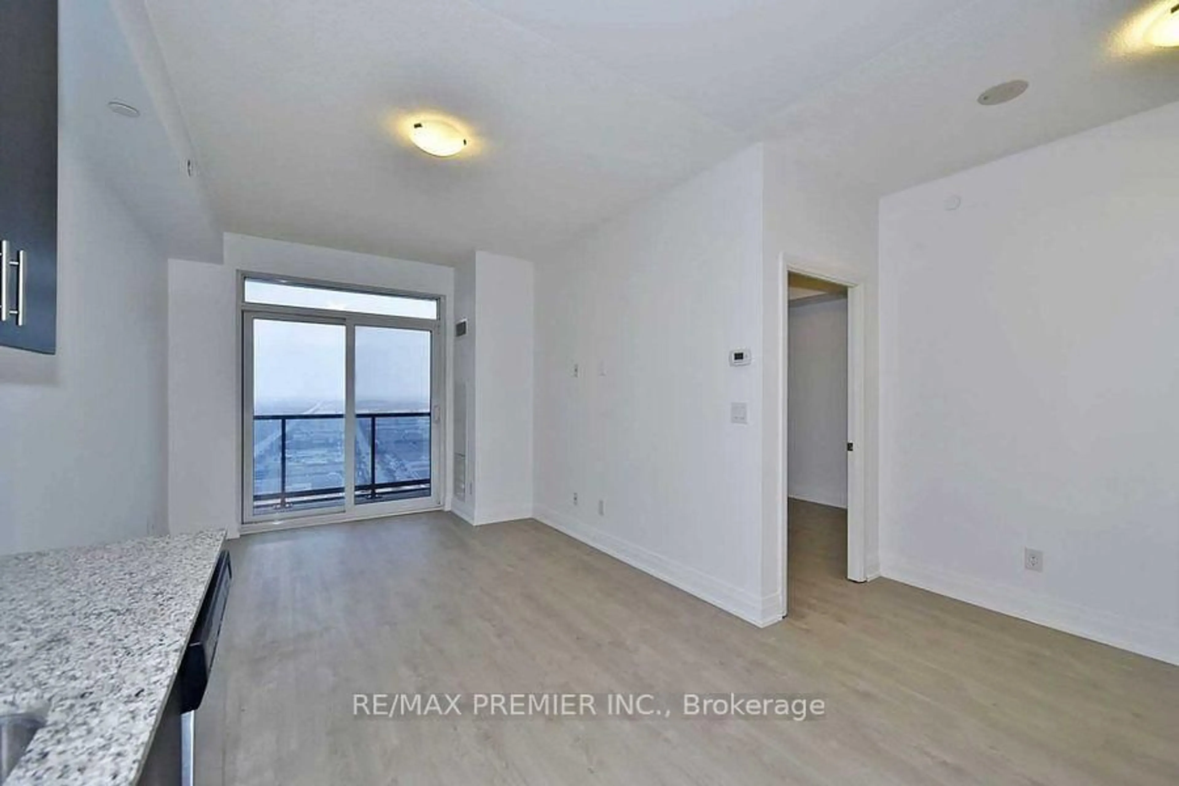 A pic of a room for 3600 Highway 7 Rd #LP 4, Vaughan Ontario L4L 0G7