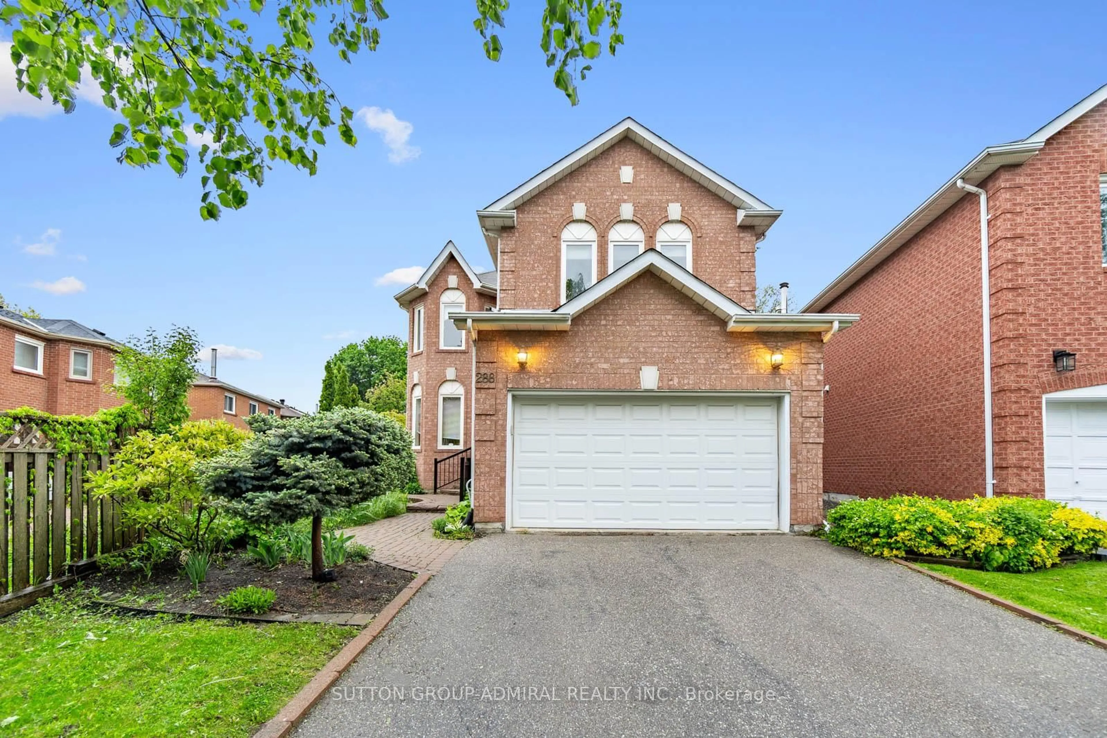 Home with brick exterior material, street for 288 Chelwood Dr, Vaughan Ontario L4J 7Y8