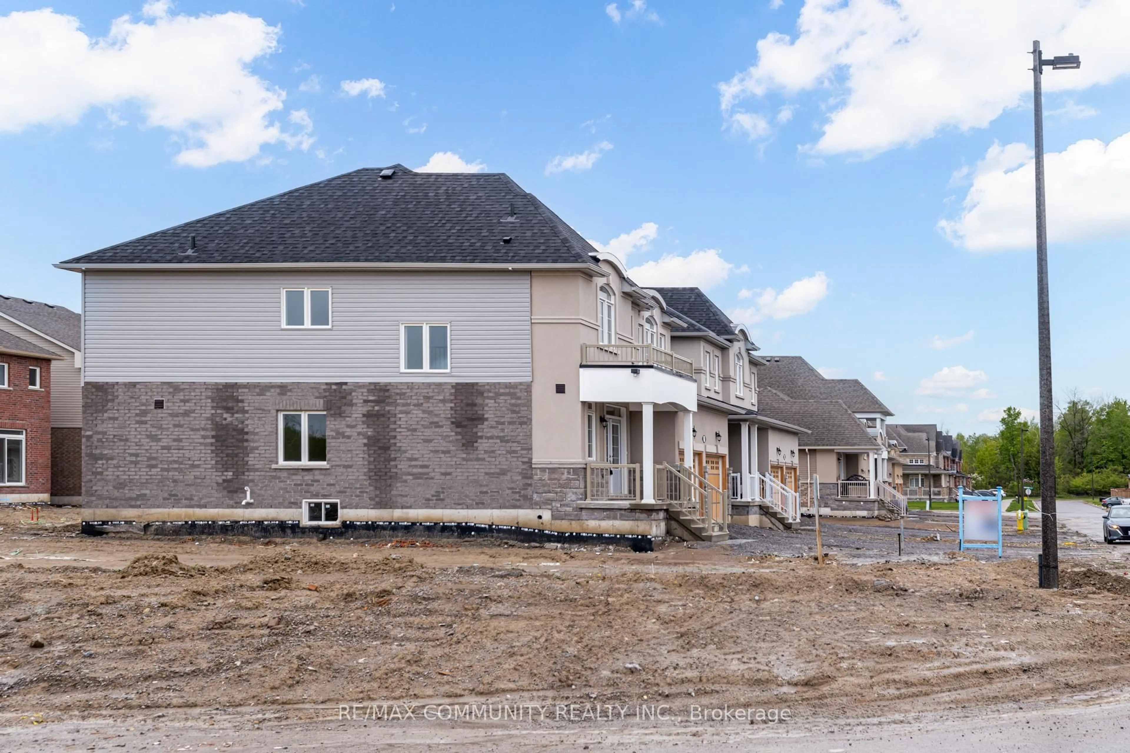 Home with brick exterior material, street for 11 Grieve St, Georgina Ontario L0E 1R0