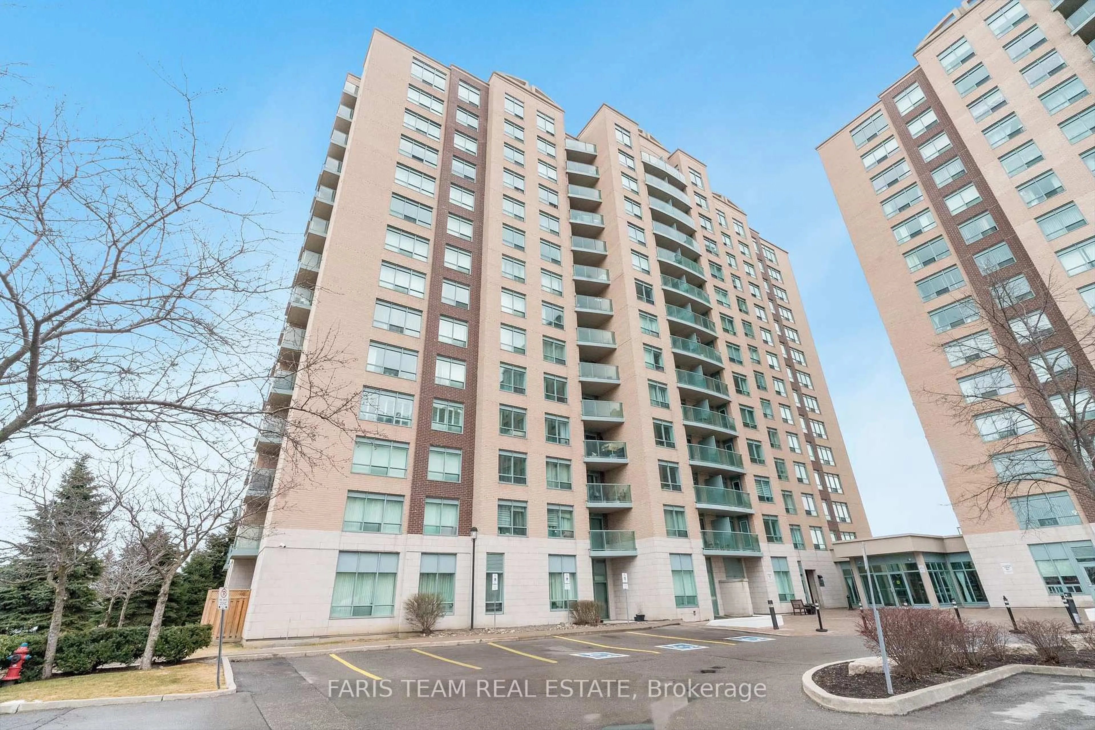 Unknown for 11 Oneida Cres #407, Richmond Hill Ontario L4B 0A1