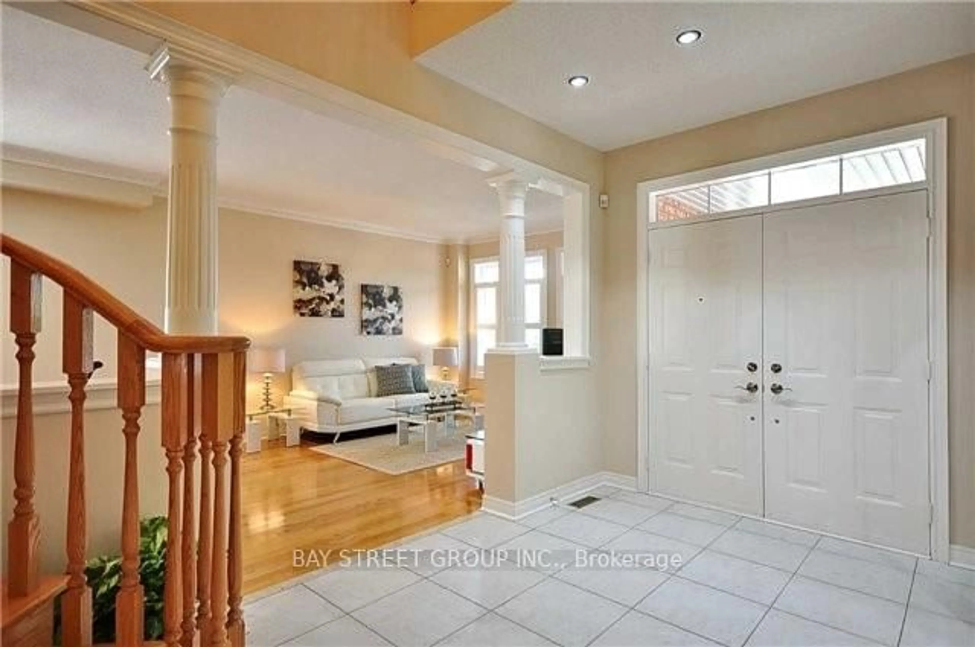 Indoor entryway for 277 Calvert Rd, Markham Ontario L6C 1V1