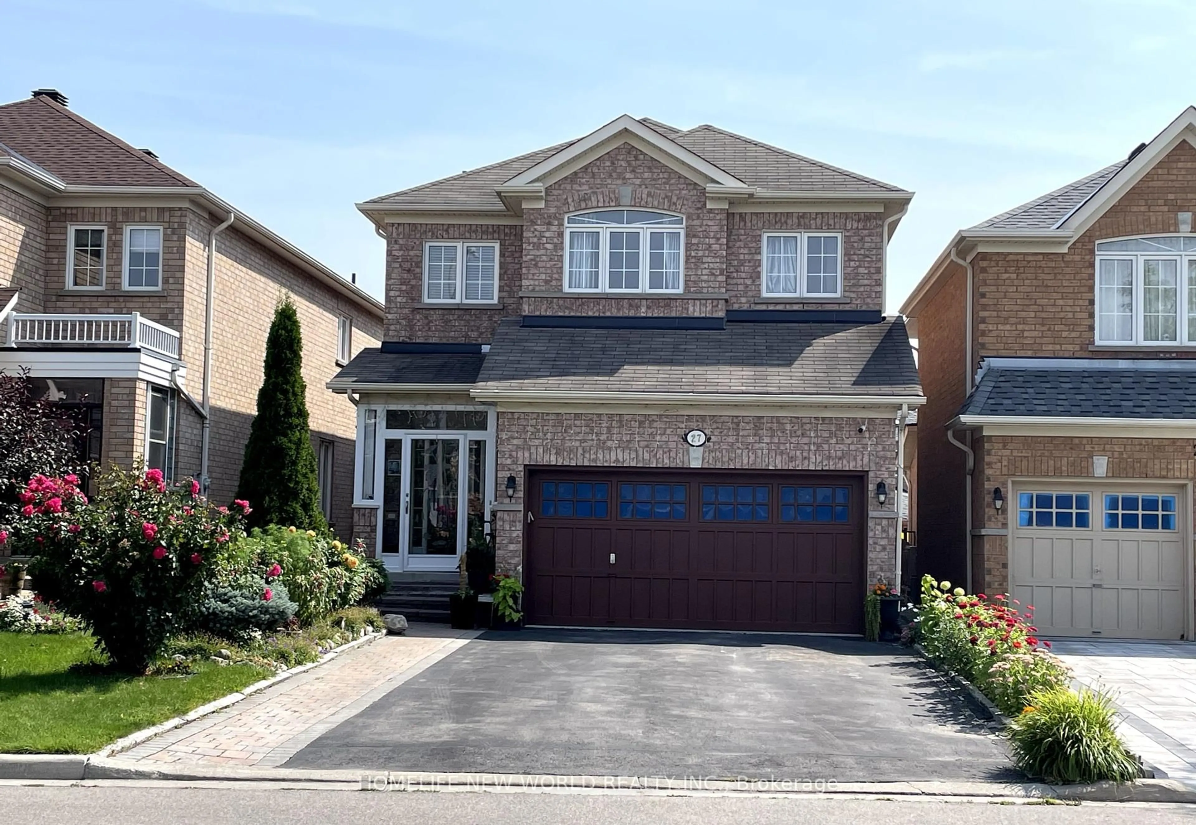Home with brick exterior material, street for 27 Crescendo Ave, Richmond Hill Ontario L4S 2V6