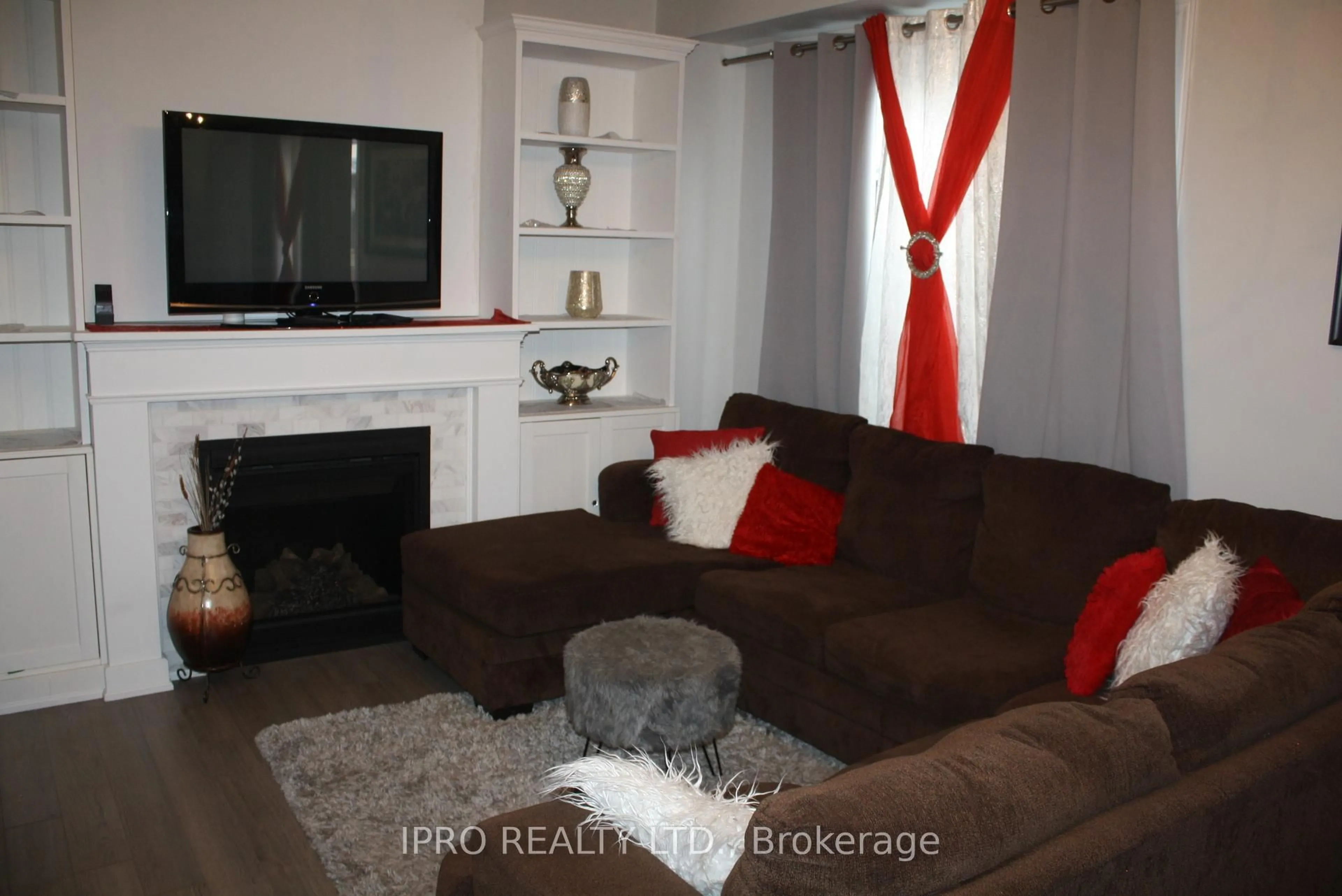 Living room with furniture, unknown for 4 HUTTON Cres, Essa Ontario L0M 1B6