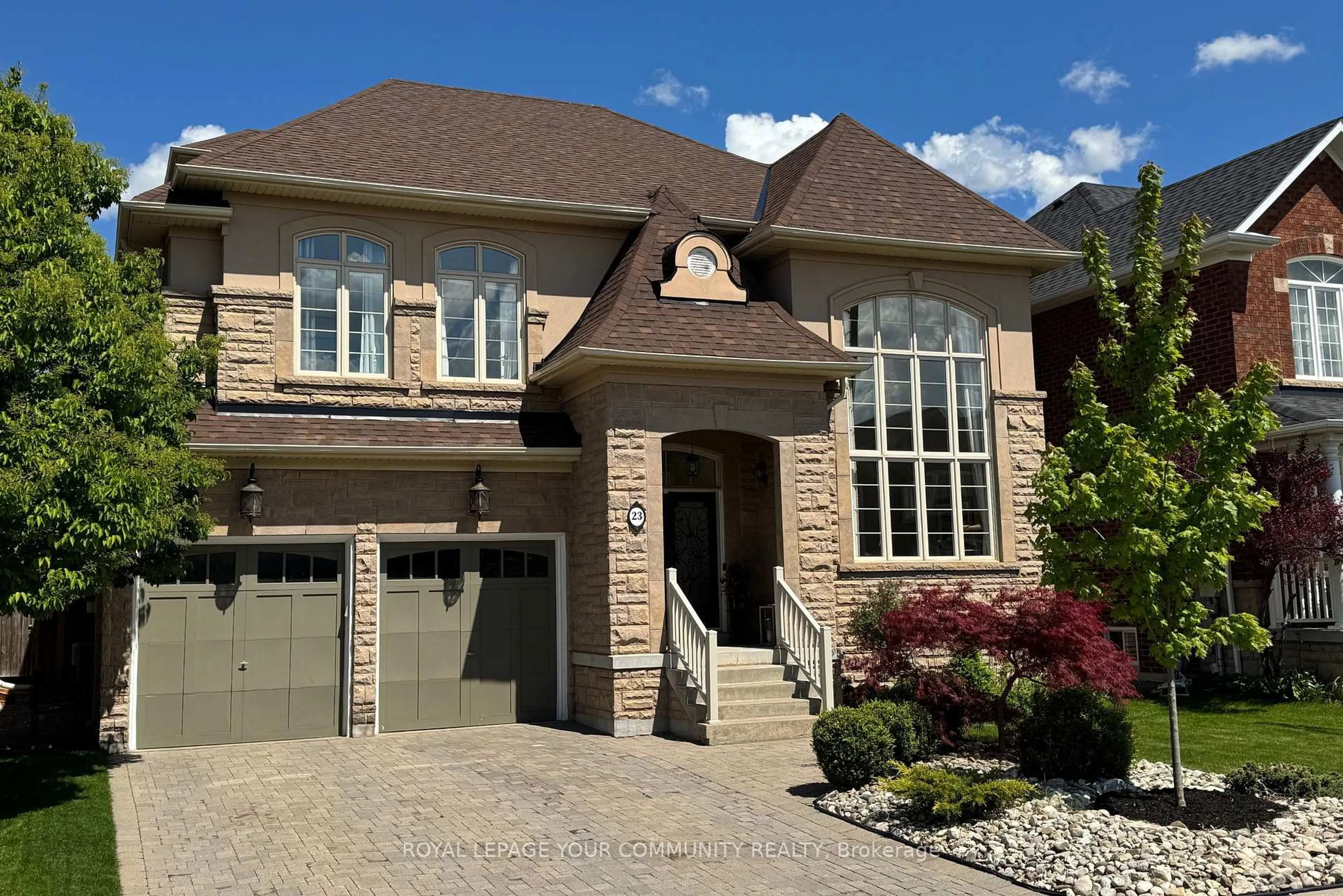 Home with brick exterior material, street for 23 Weslock Cres, Aurora Ontario L4G 7Y9