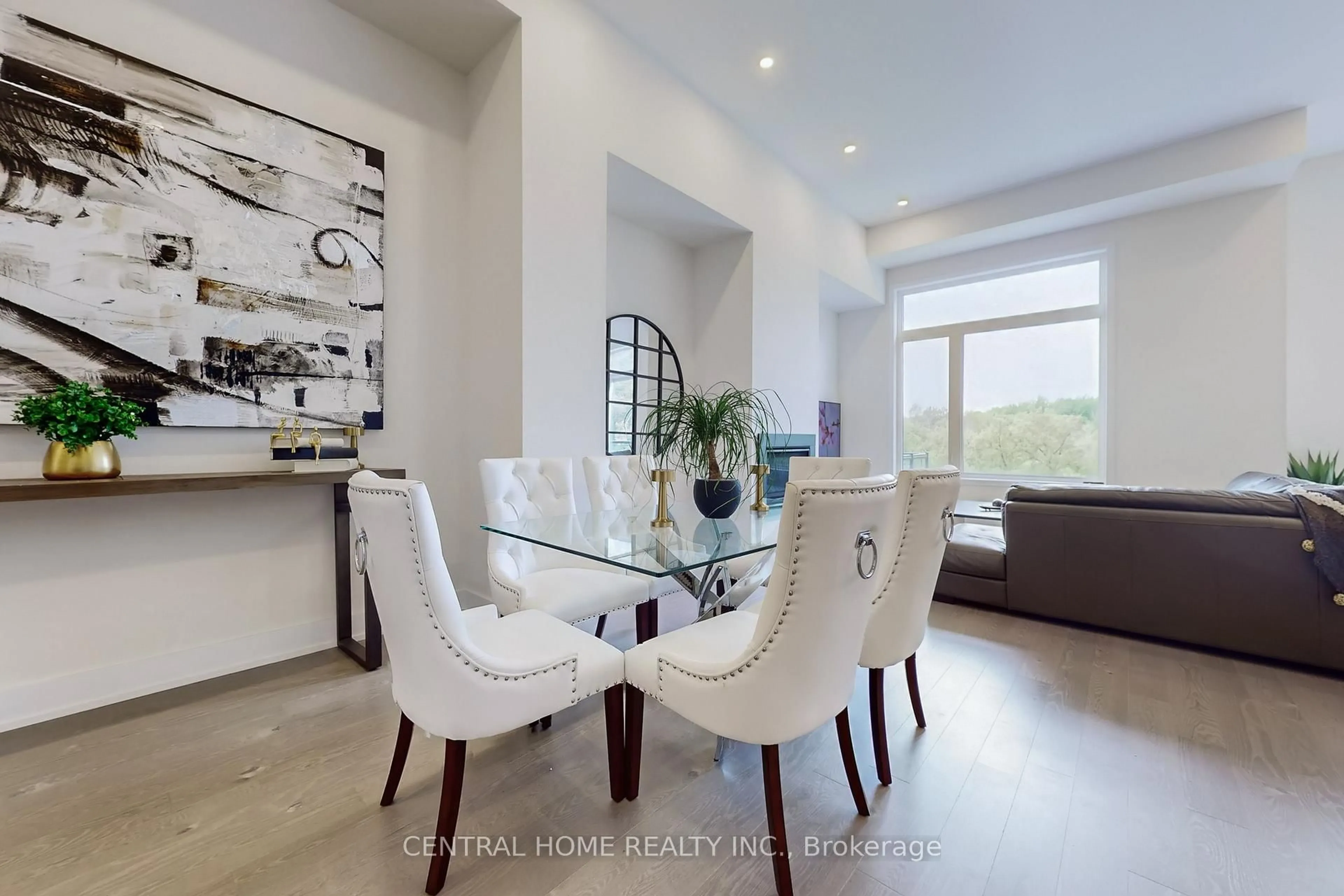 Dining room, unknown for 17 Knollview Lane, Richmond Hill Ontario L4E 1H7
