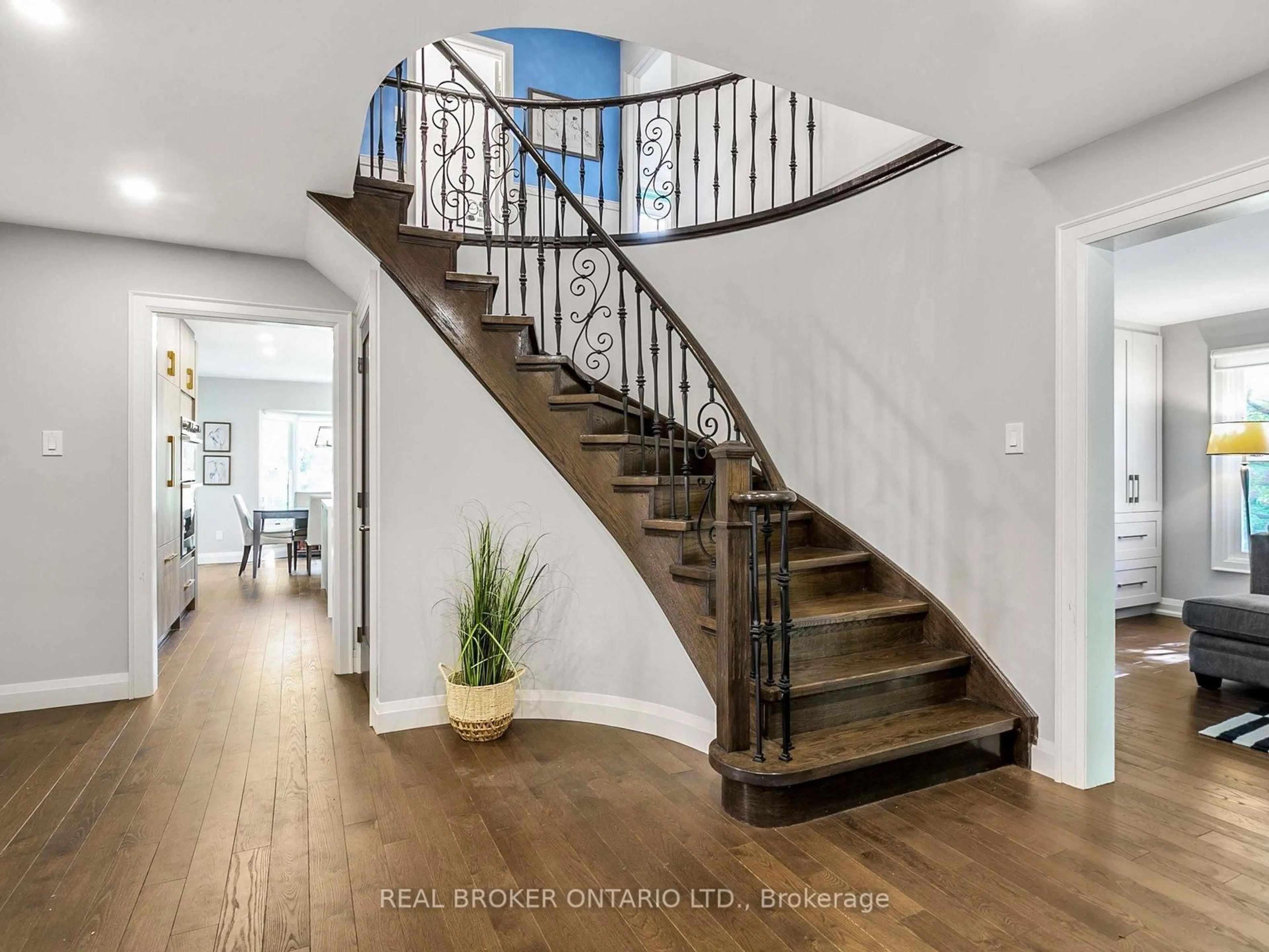 Unknown for 66 Harmony Hill Cres, Richmond Hill Ontario L4C 8Z3