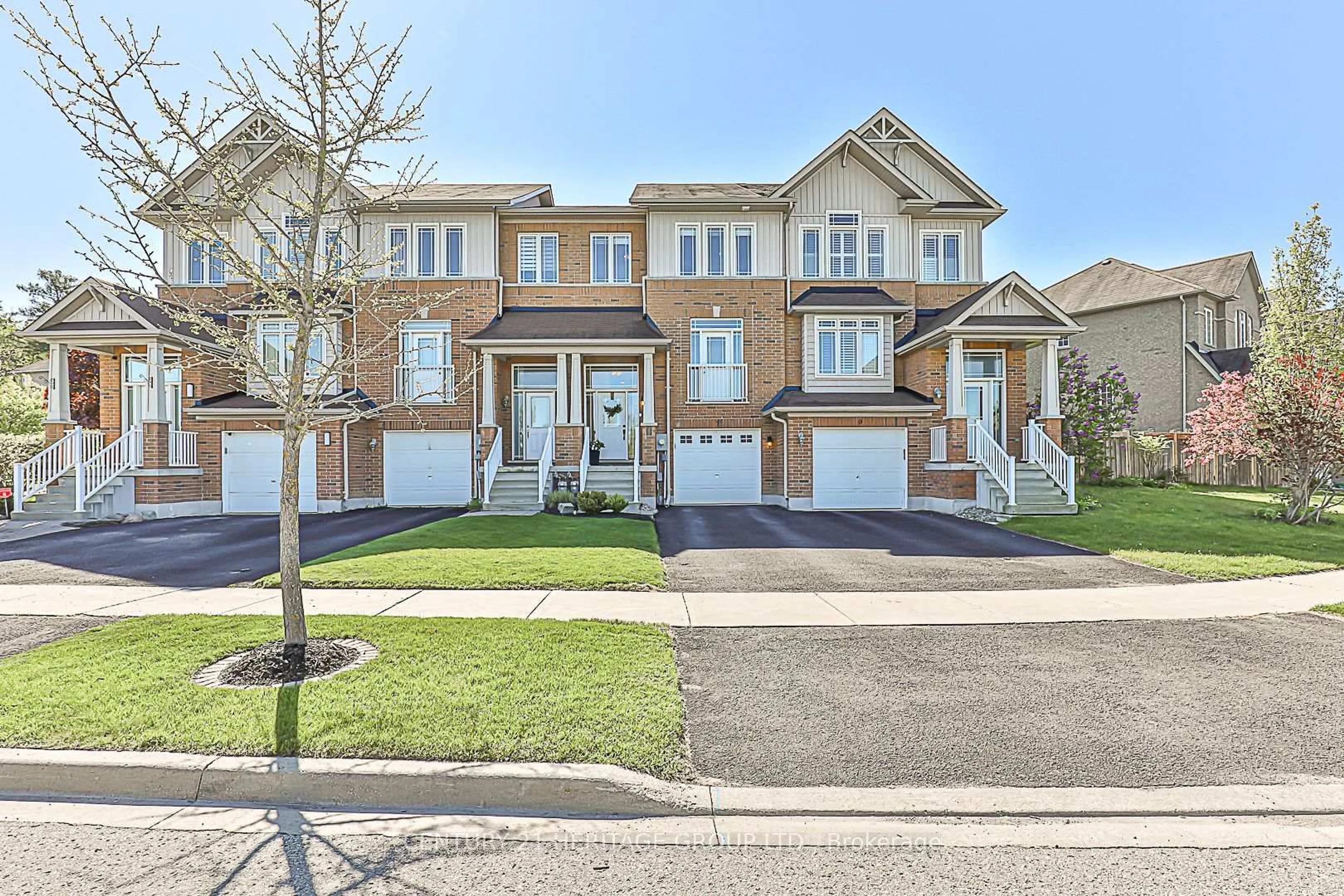 Unknown for 7 Arthur Case Cres, East Gwillimbury Ontario L0G 1M0