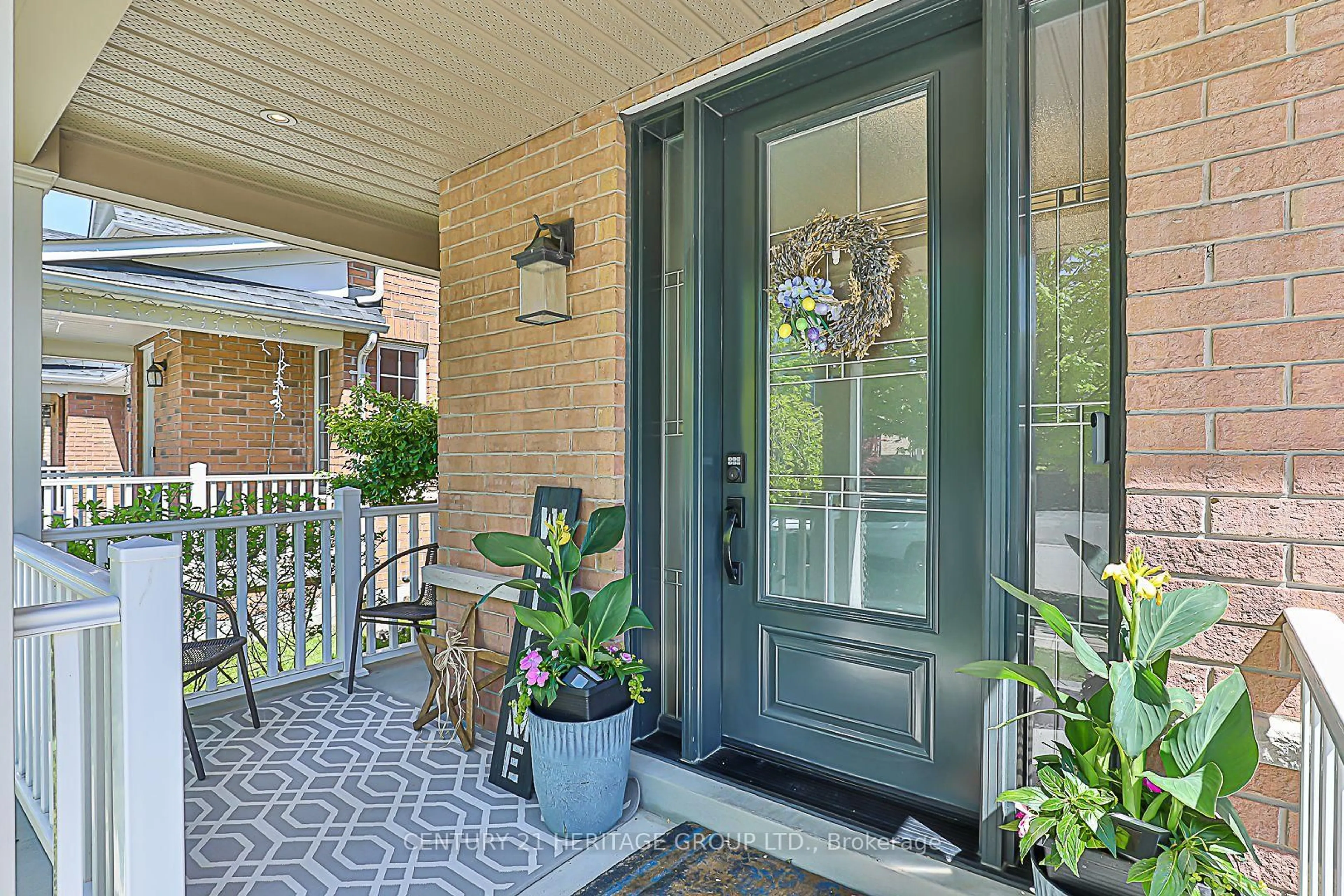 Indoor entryway for 59 Amos Lehman Way, Whitchurch-Stouffville Ontario L4A 0L3