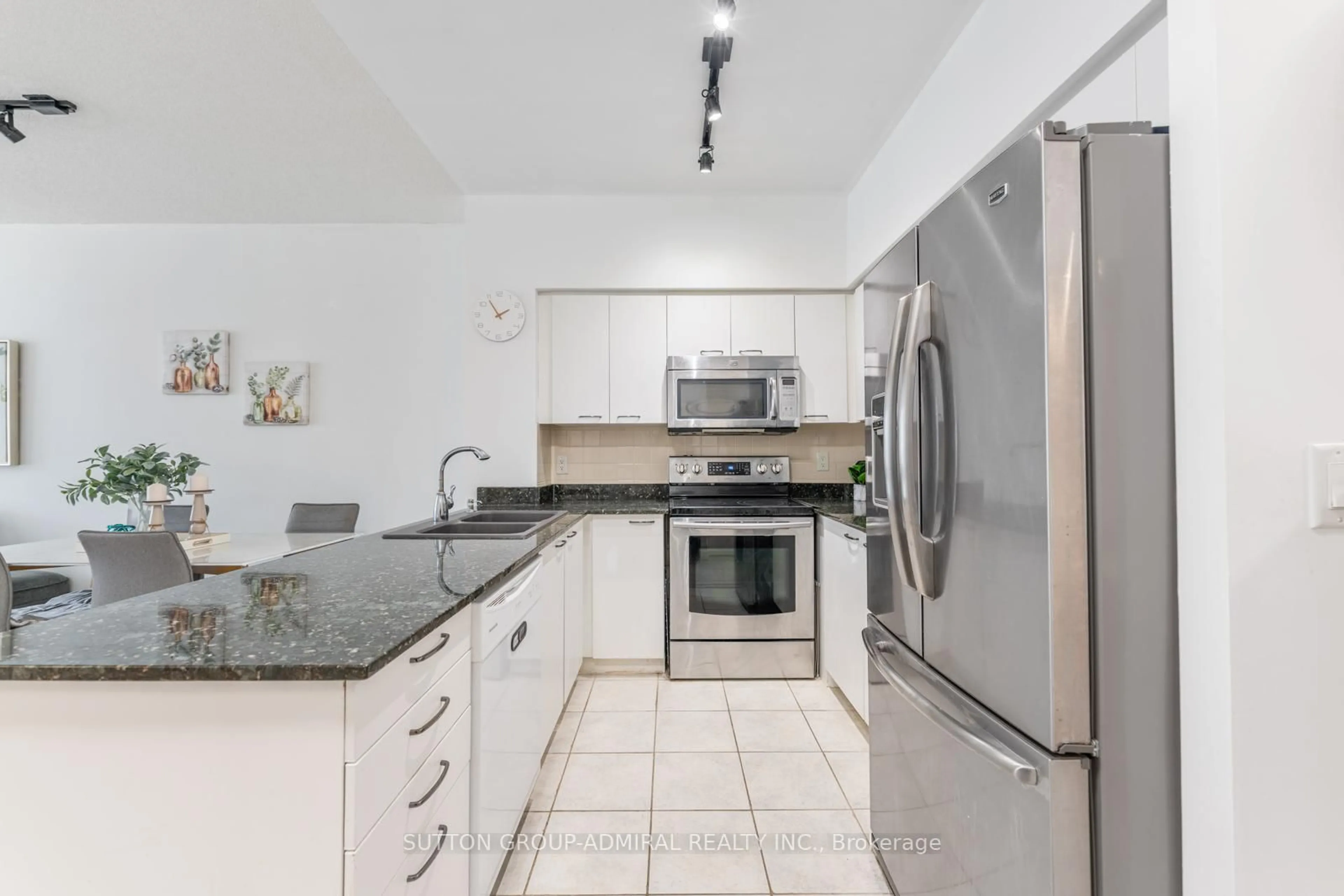 Unknown for 48 Suncrest Blvd #116, Markham Ontario L3T 7Y5