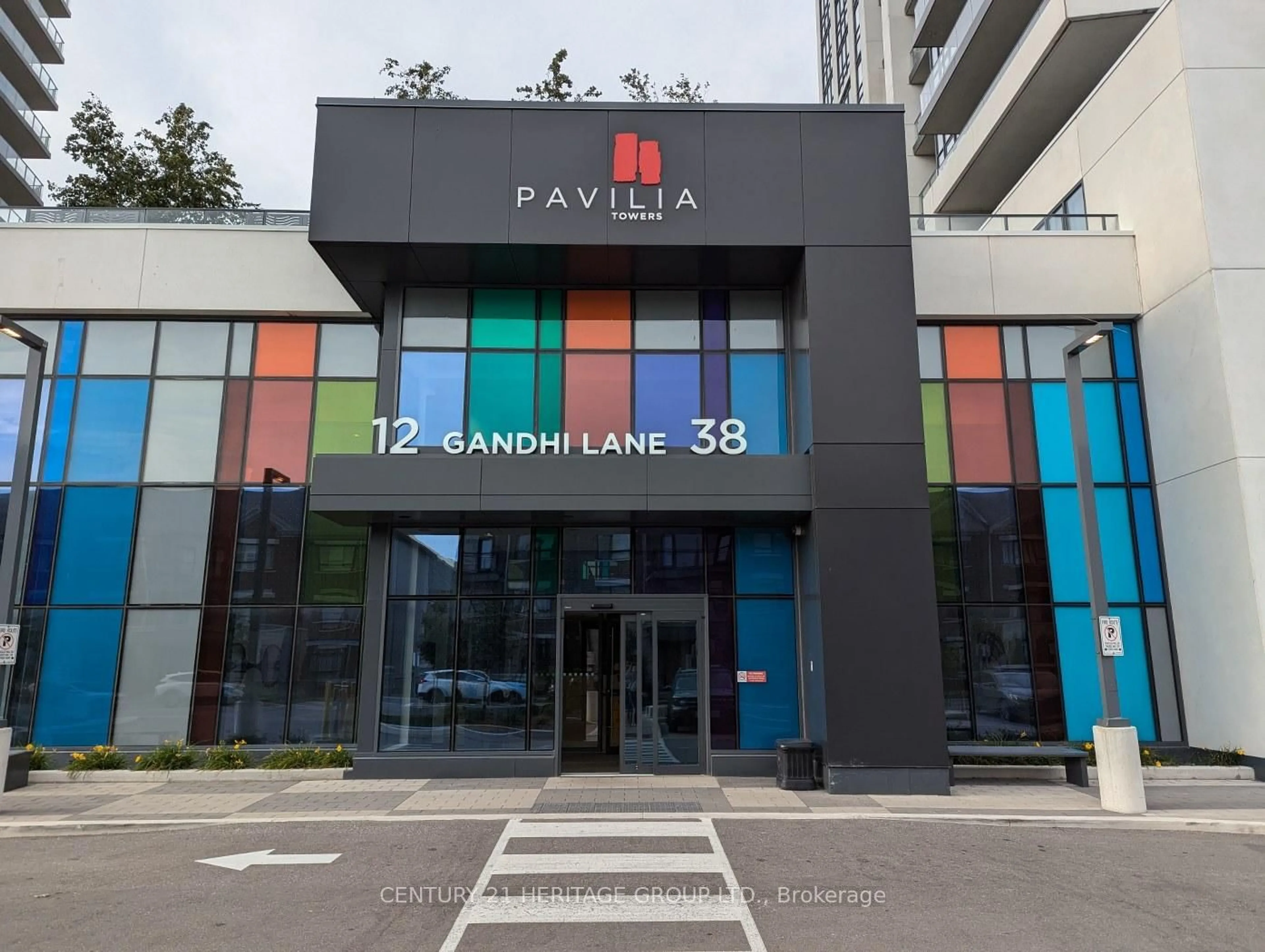 Indoor foyer for 12 Gandhi Lane #1703, Markham Ontario L3T 0G8