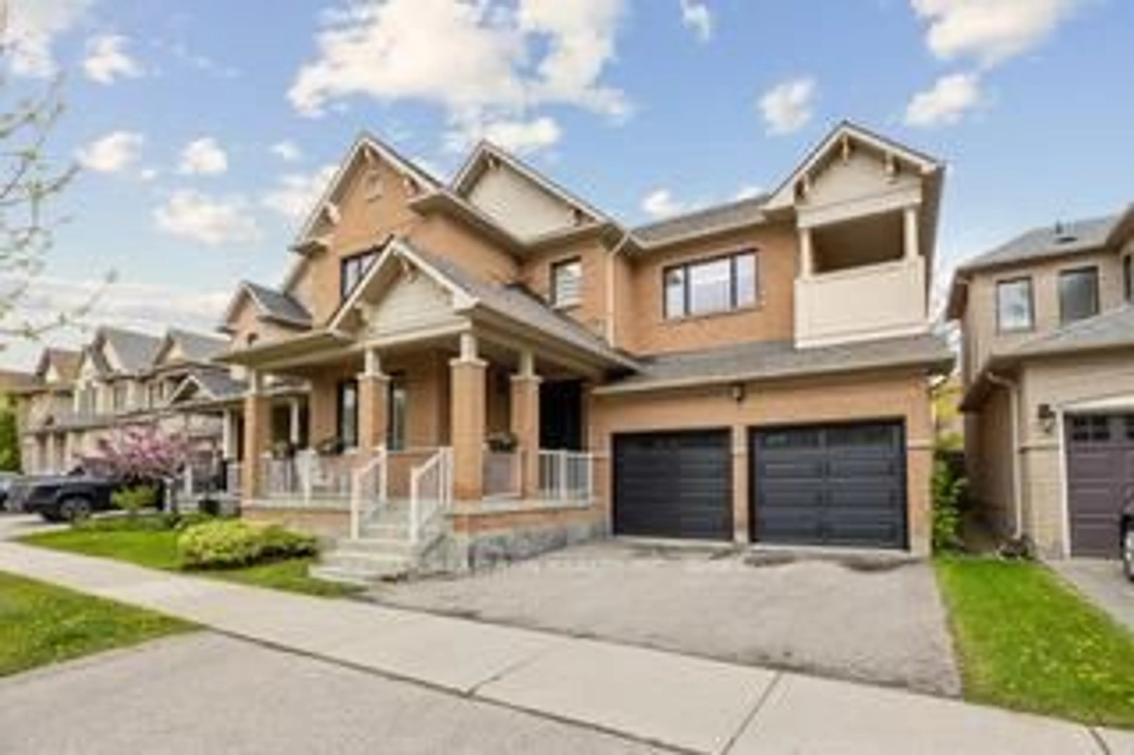 Home with brick exterior material, street for 7 Waldron Cres, Richmond Hill Ontario L4E 4A3