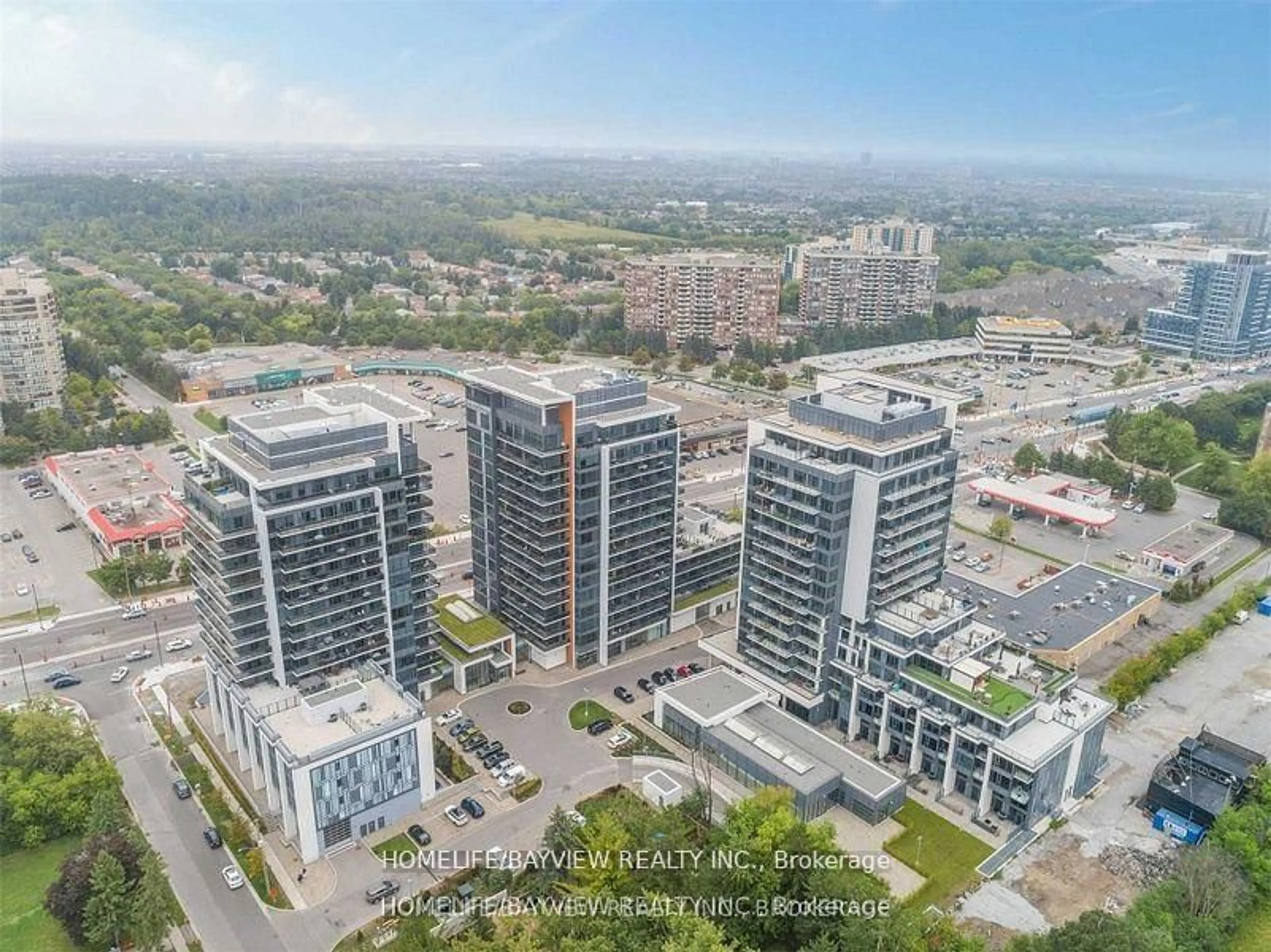 A pic from outside/outdoor area/front of a property/back of a property/a pic from drone, city buildings view from balcony for 9618 Yonge St #509, Richmond Hill Ontario L4C 0X5
