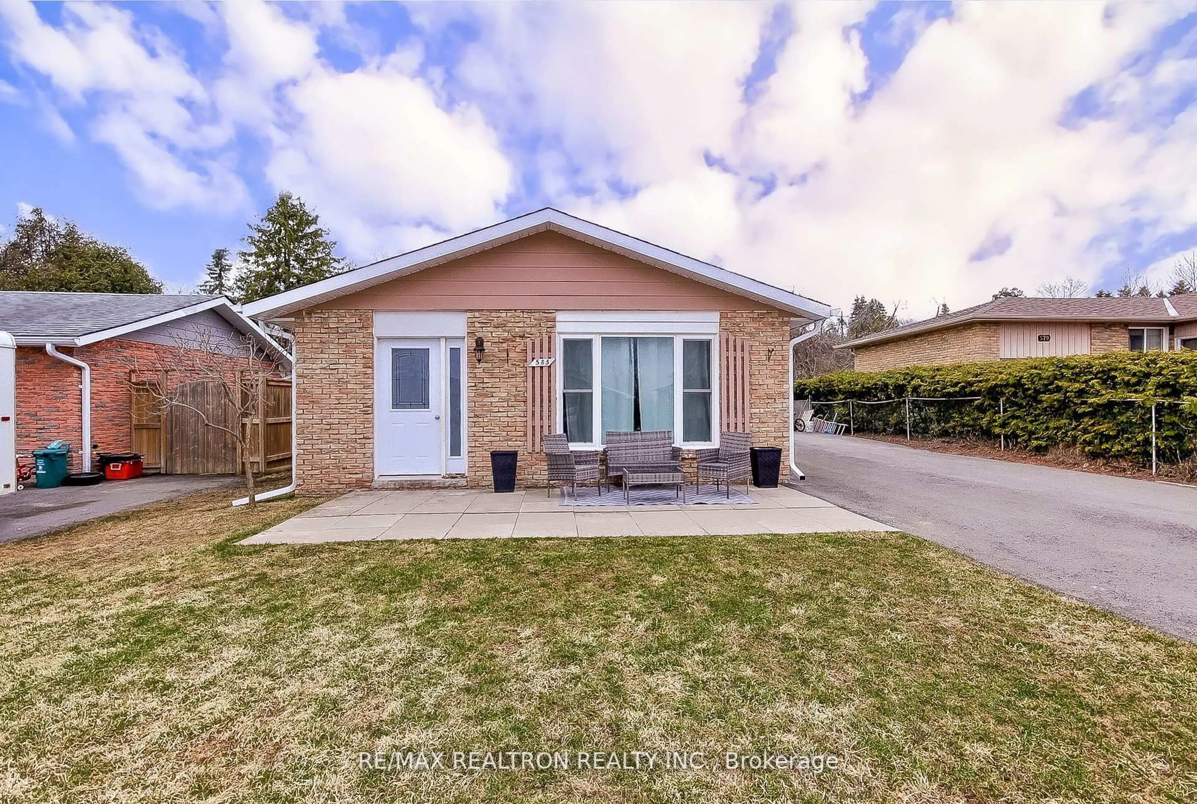 Unknown for 585 North St, Brock Ontario L0K 1A0