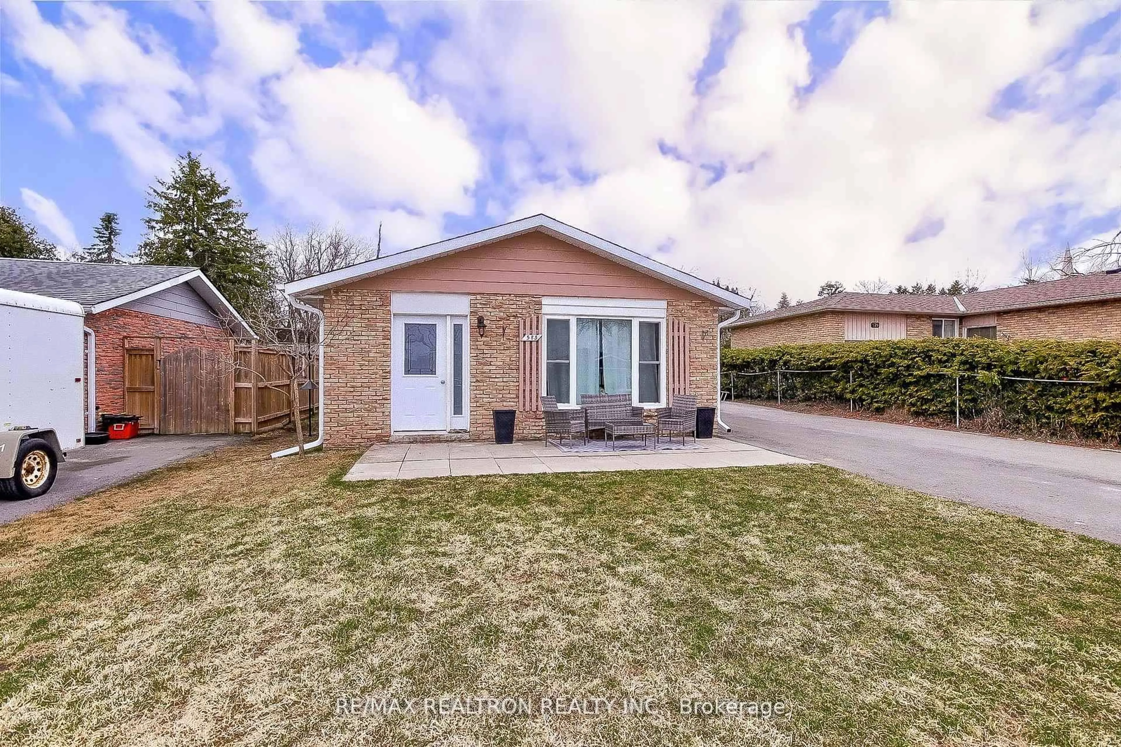 Home with brick exterior material, street for 585 North St, Brock Ontario L0K 1A0