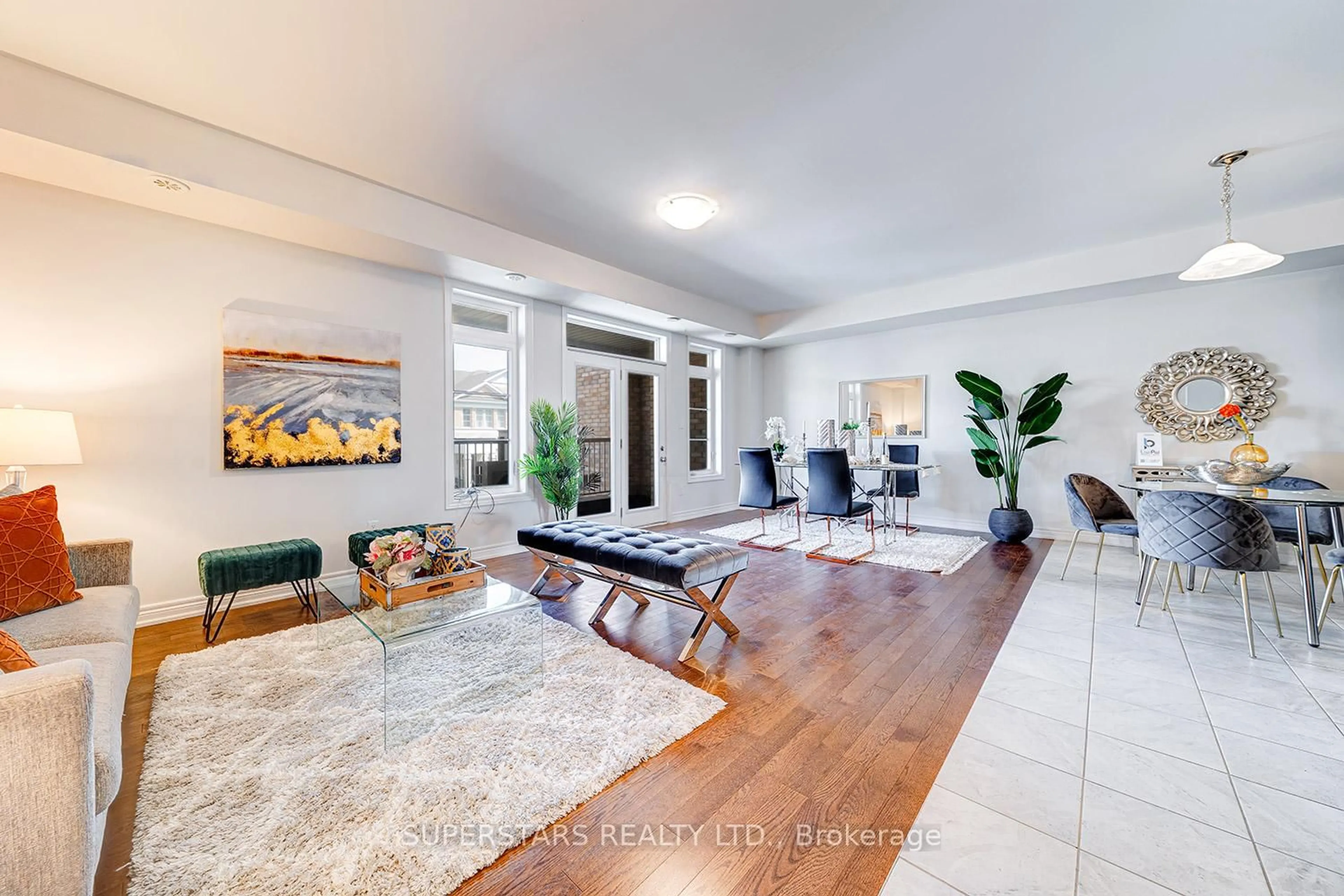 Living room with furniture, unknown for 83 Luzon Ave, Markham Ontario L6B 1N7
