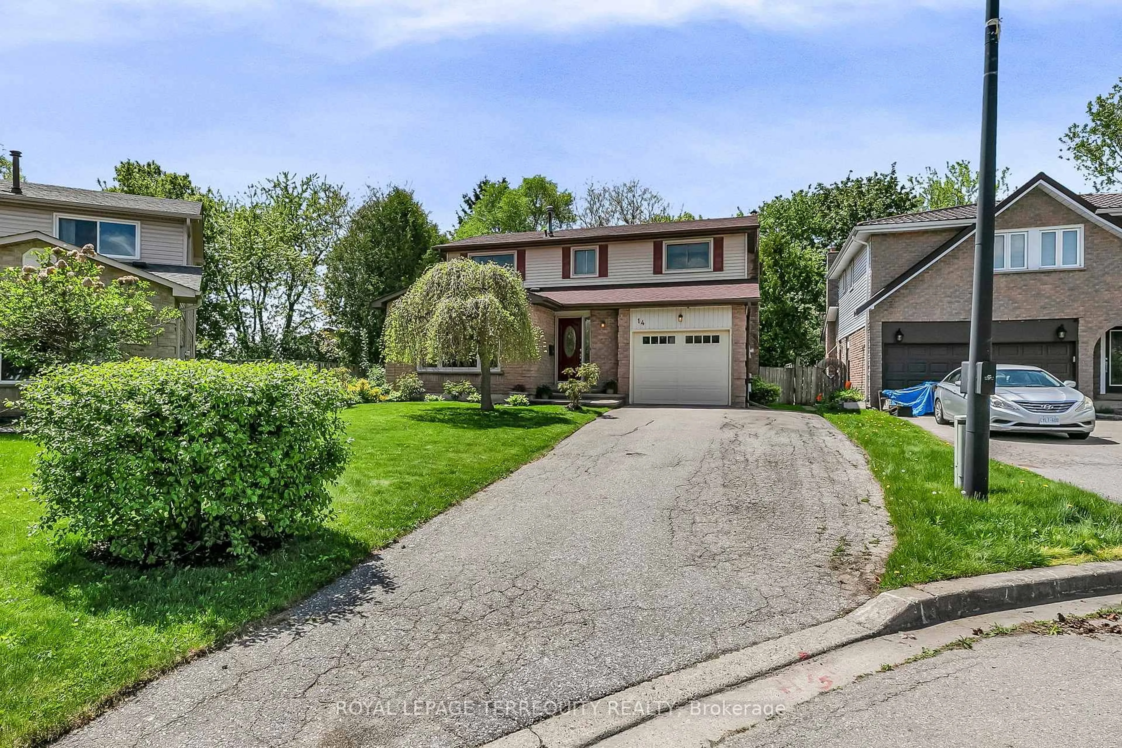 Unknown for 14 Brunton Pl, Newmarket Ontario L3Y 6B4
