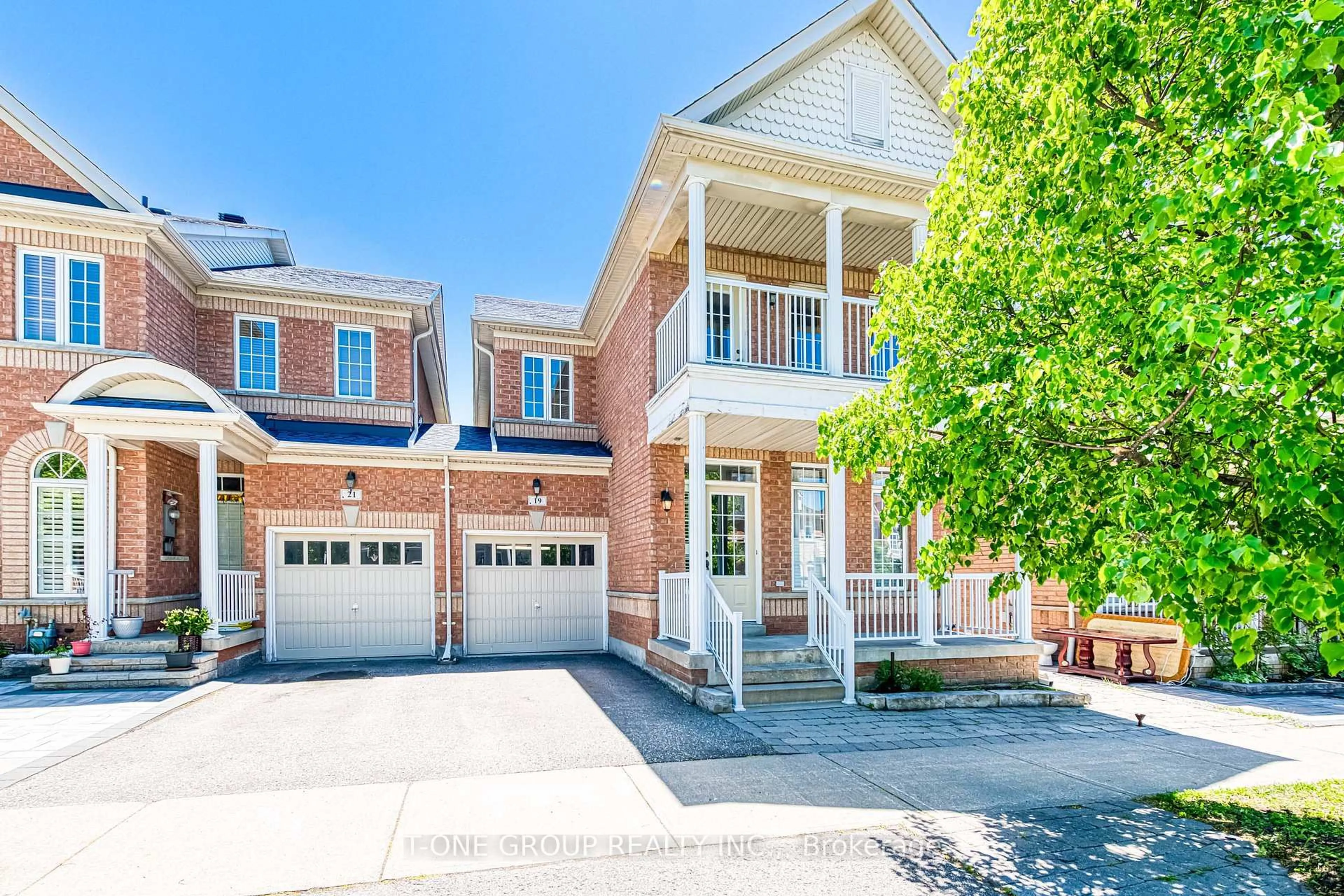 Home with brick exterior material, street for 19 Rizal Ave, Markham Ontario L6B 0G7