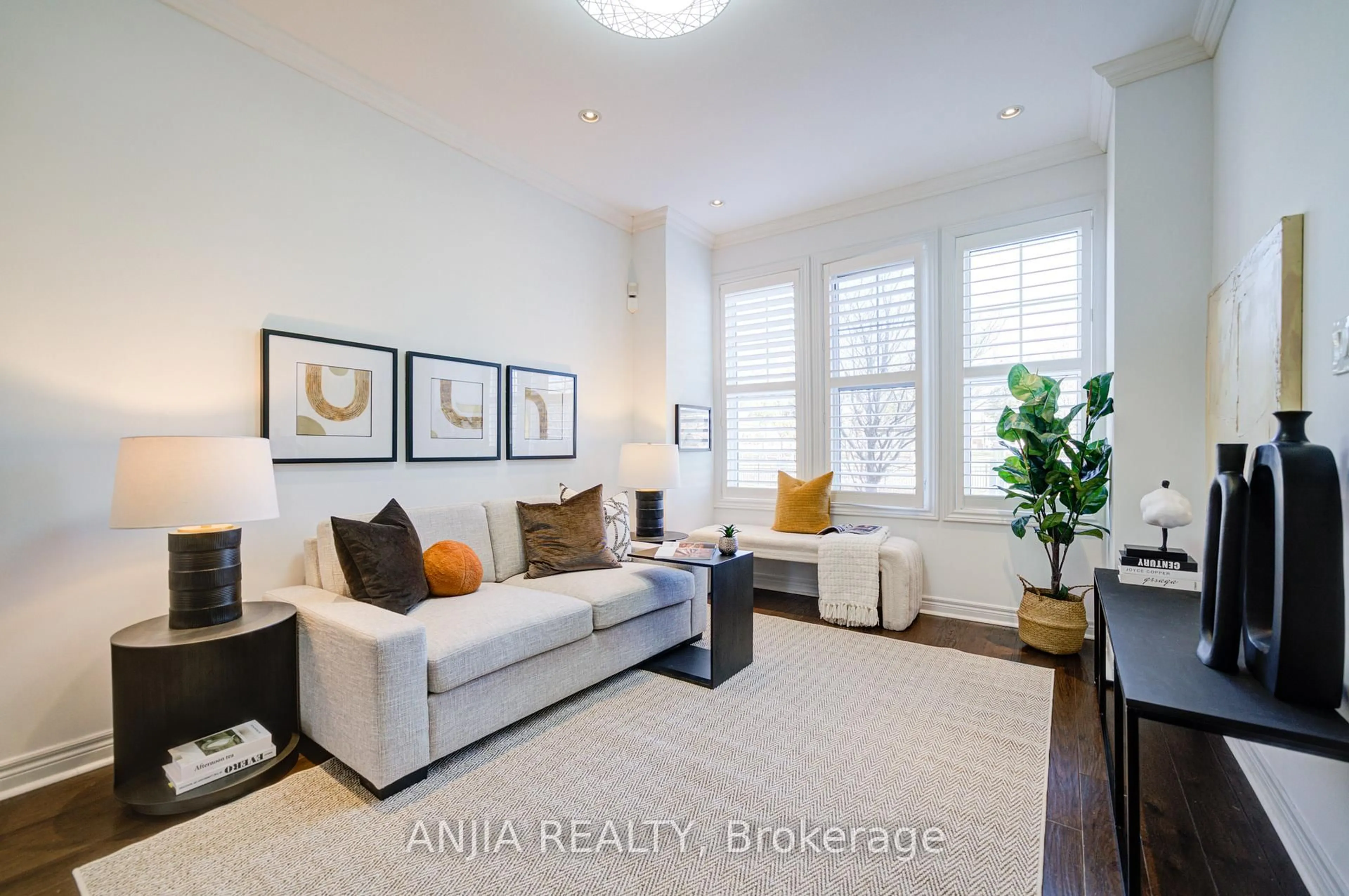 Living room with furniture, unknown for 9 Cecil Nichols Ave, Markham Ontario L6C 0L8