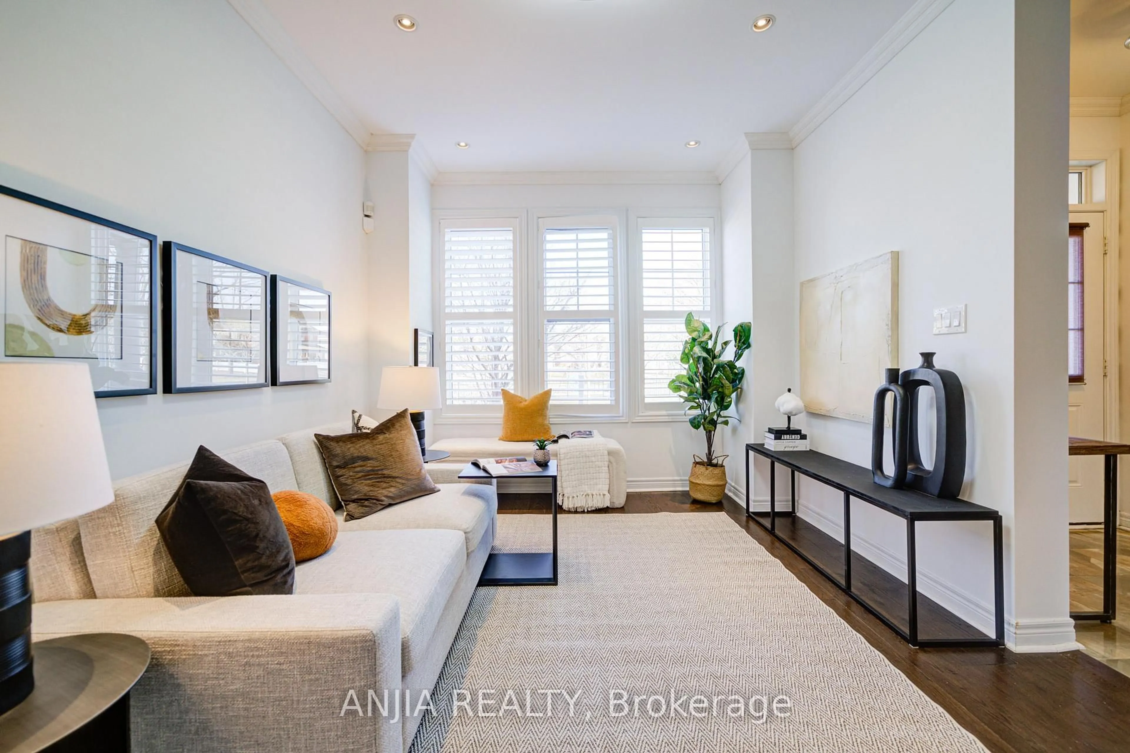 Living room with furniture, unknown for 9 Cecil Nichols Ave, Markham Ontario L6C 0L8