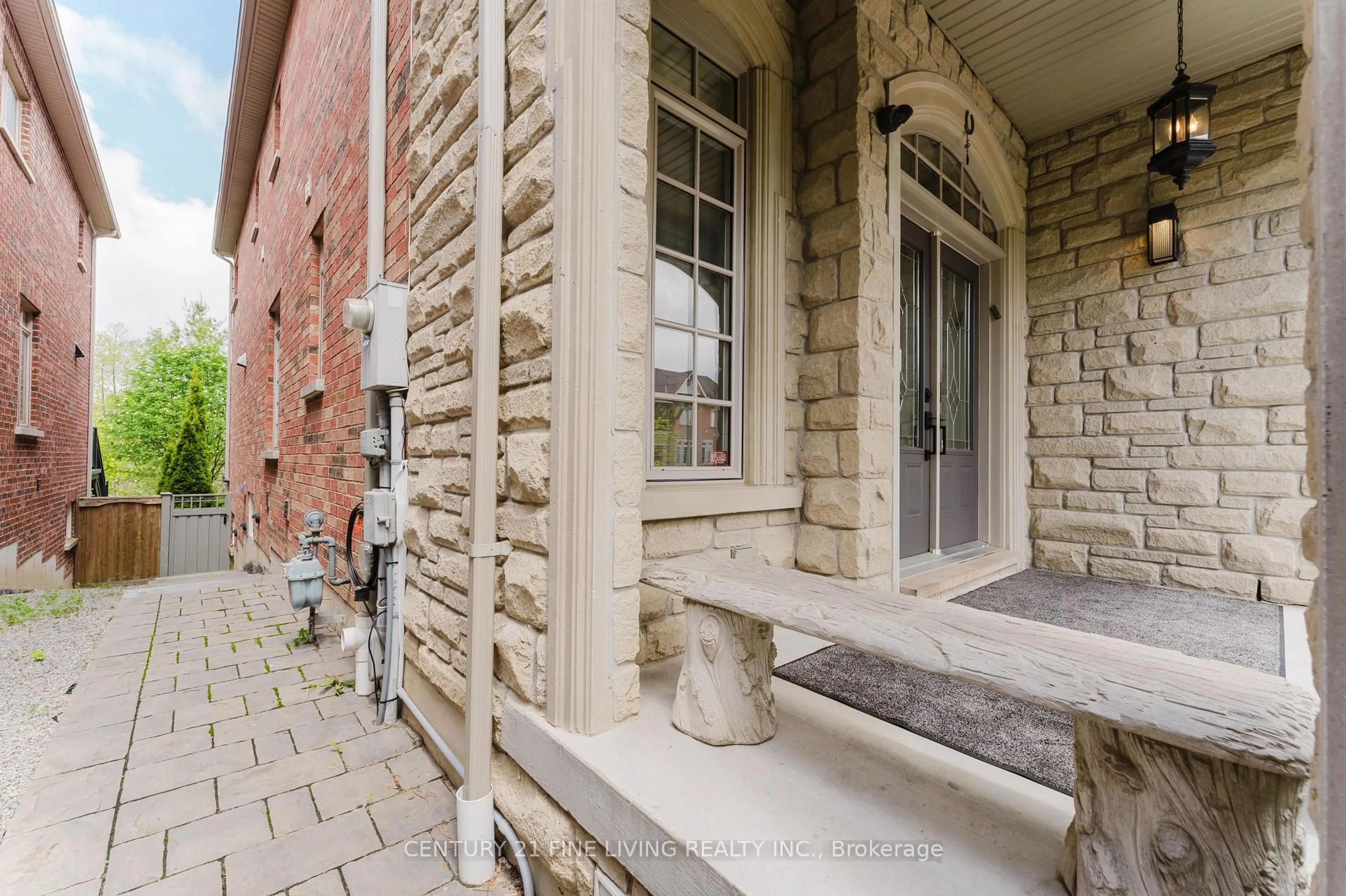 Unknown for 96 Wolf Creek Cres, Vaughan Ontario L6A 4B9