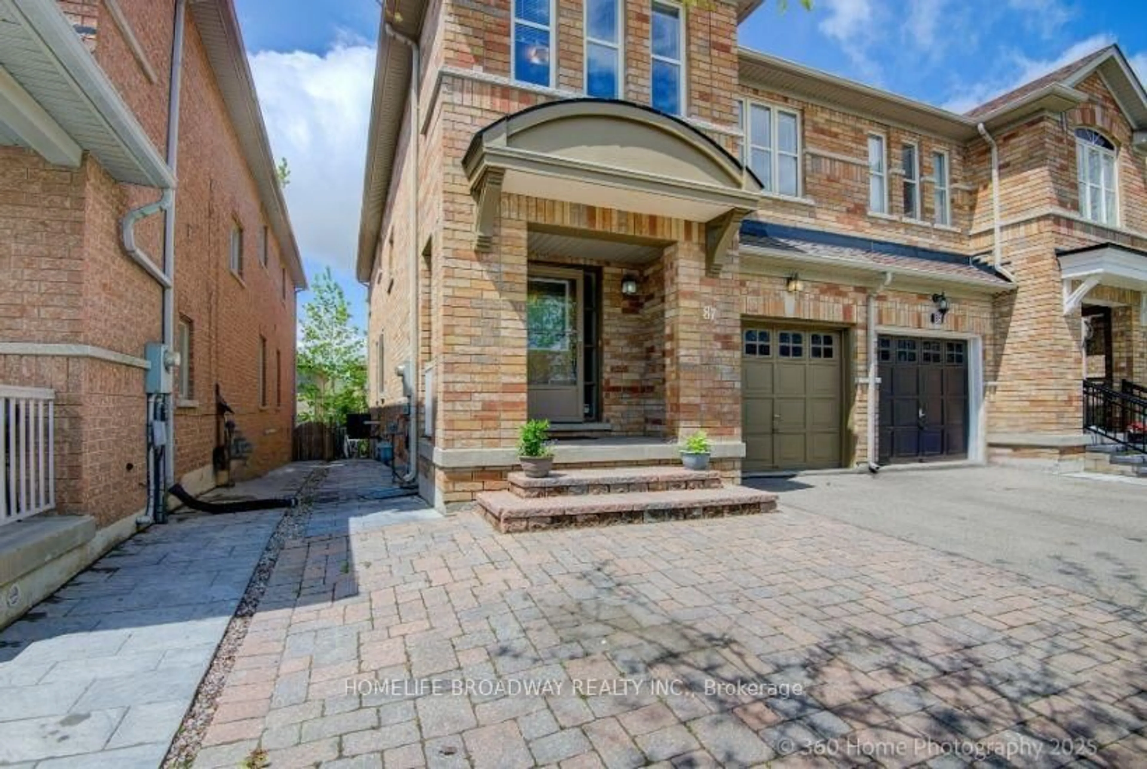 Home with brick exterior material, street for 87 Treasure Hill Rd, Vaughan Ontario L6A 0A6