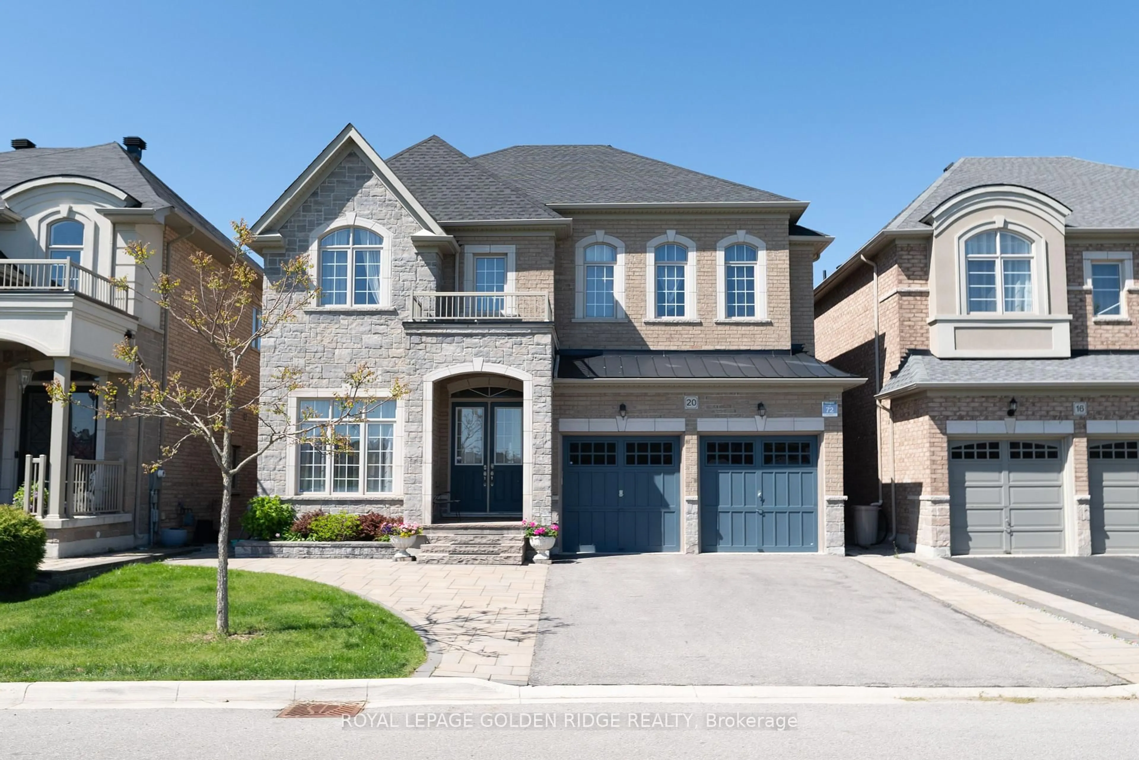 Home with brick exterior material, street for 20 Crane St, Aurora Ontario L4G 1C9