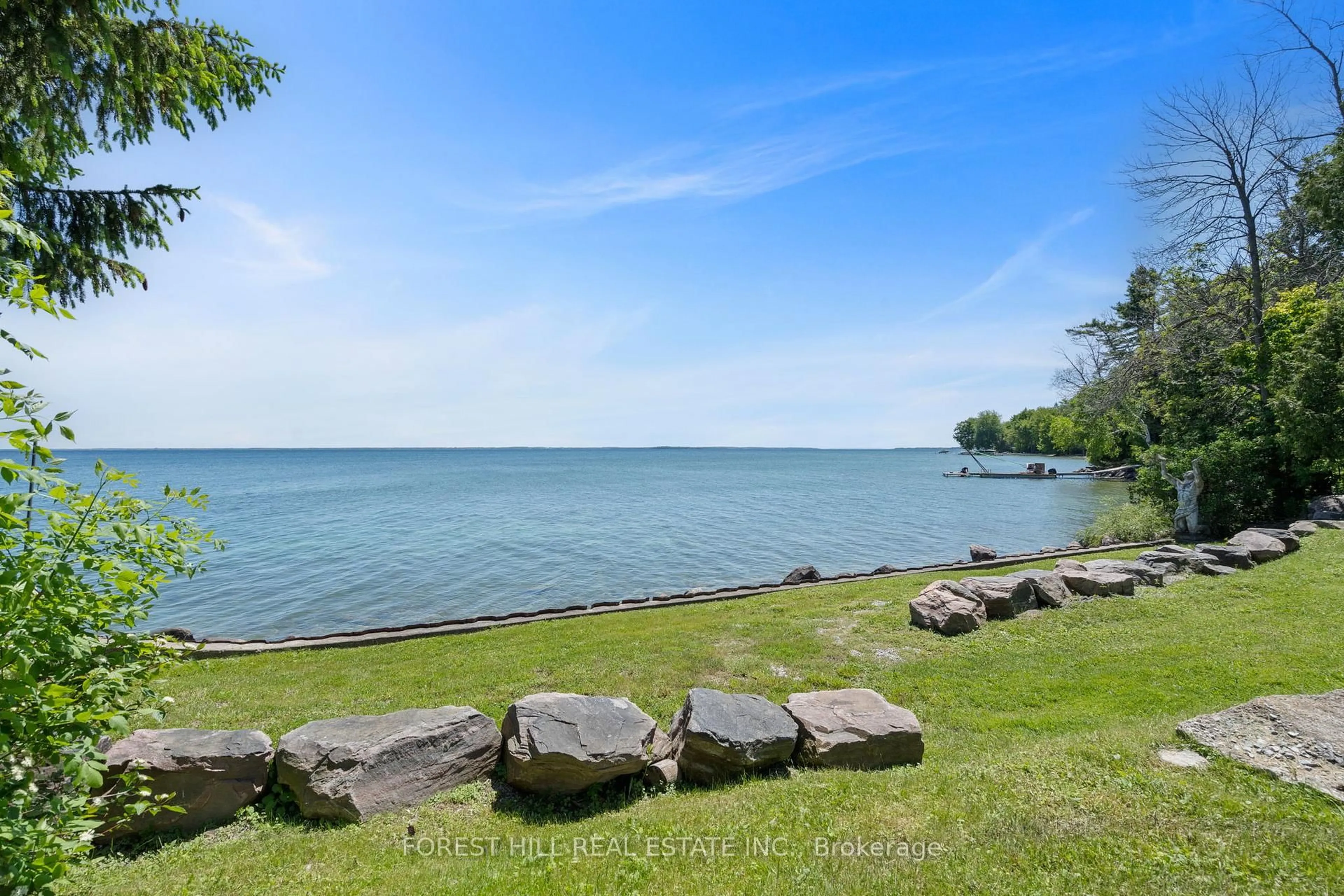 Patio, water/lake/river/ocean view for 49 Sunnypoint Dr, Innisfil Ontario L9S 2X4
