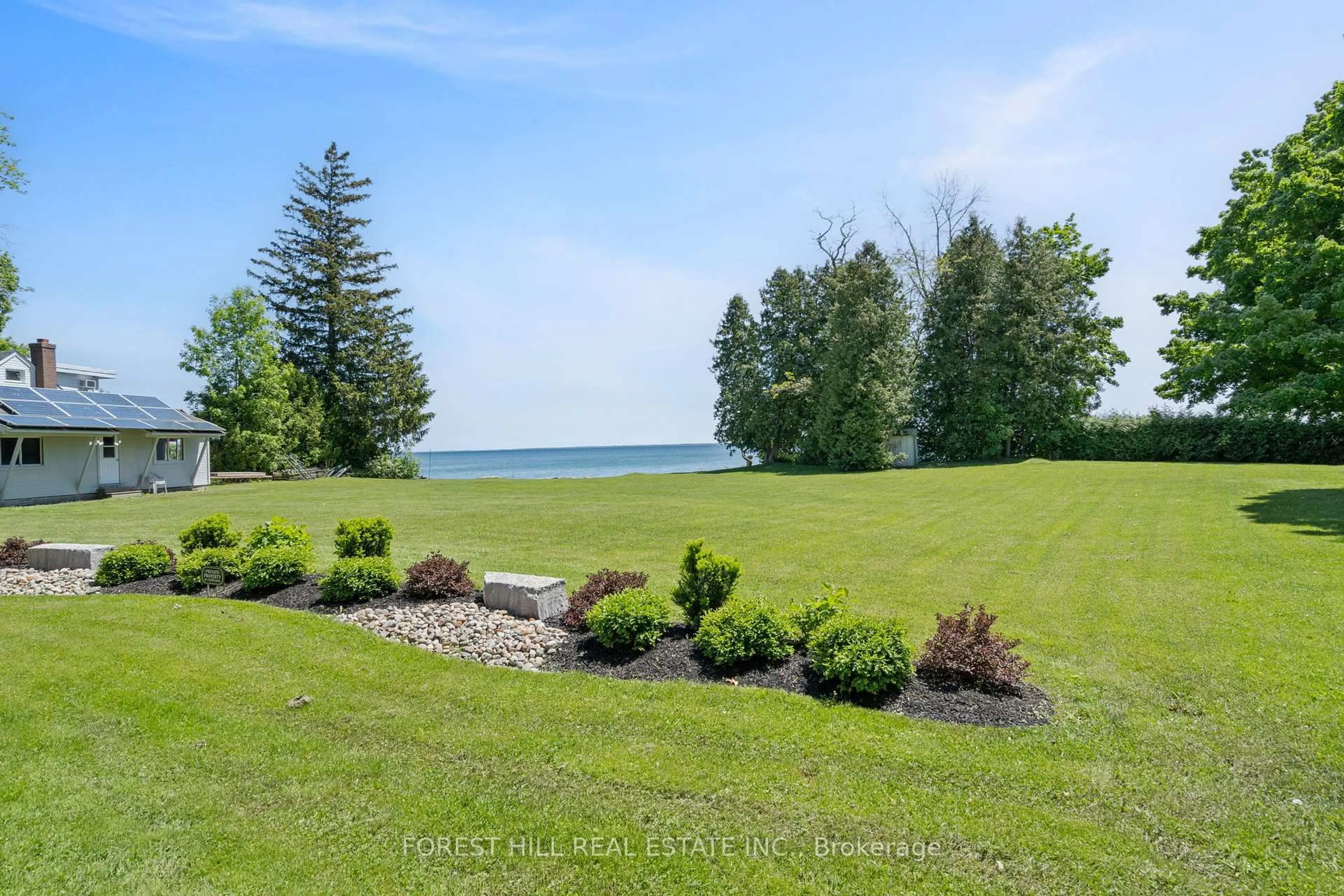 A pic from outside/outdoor area/front of a property/back of a property/a pic from drone, water/lake/river/ocean view for 49 Sunnypoint Dr, Innisfil Ontario L9S 2X4
