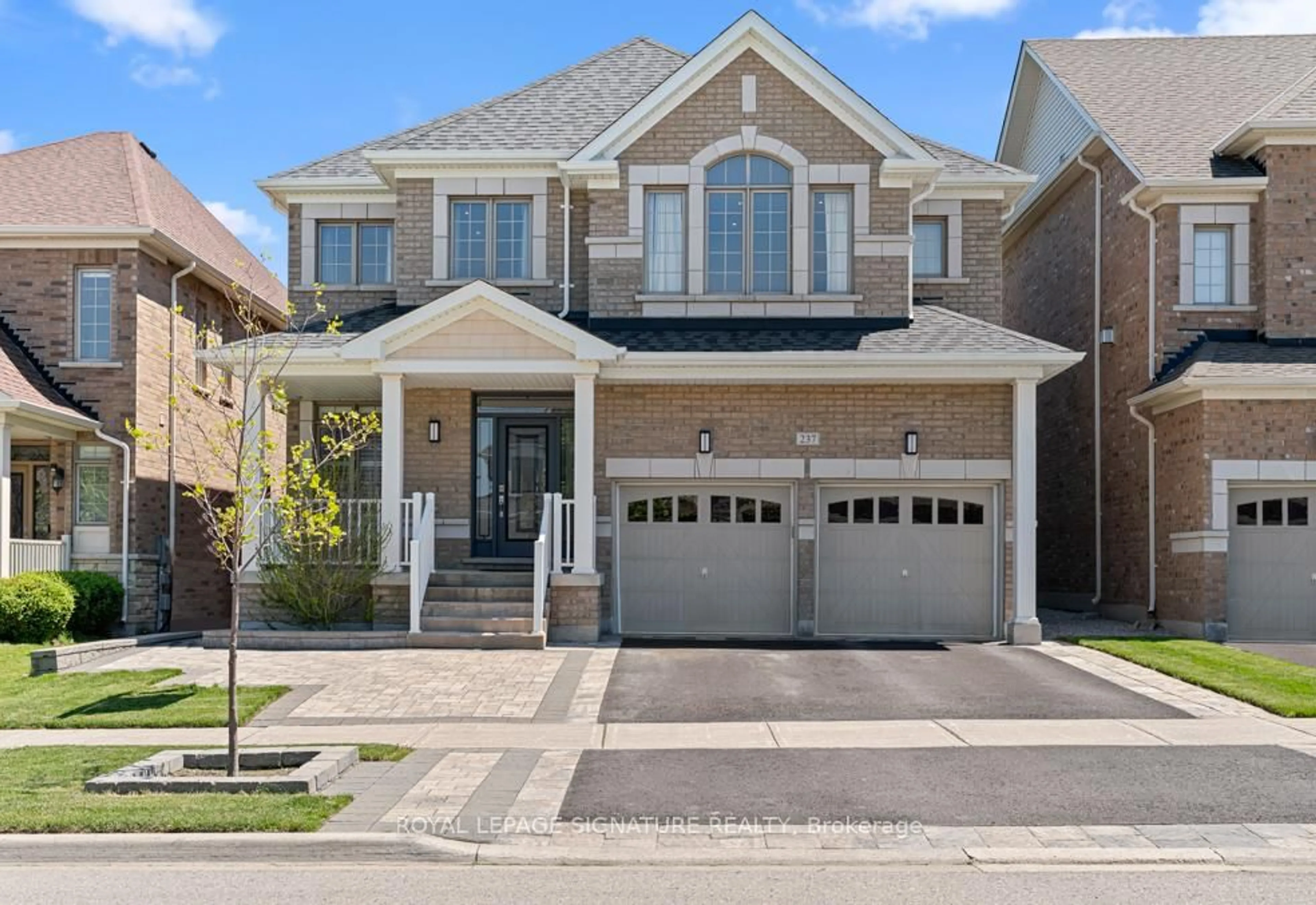 Home with brick exterior material, street for 237 William Graham Dr, Aurora Ontario L4G 0W4