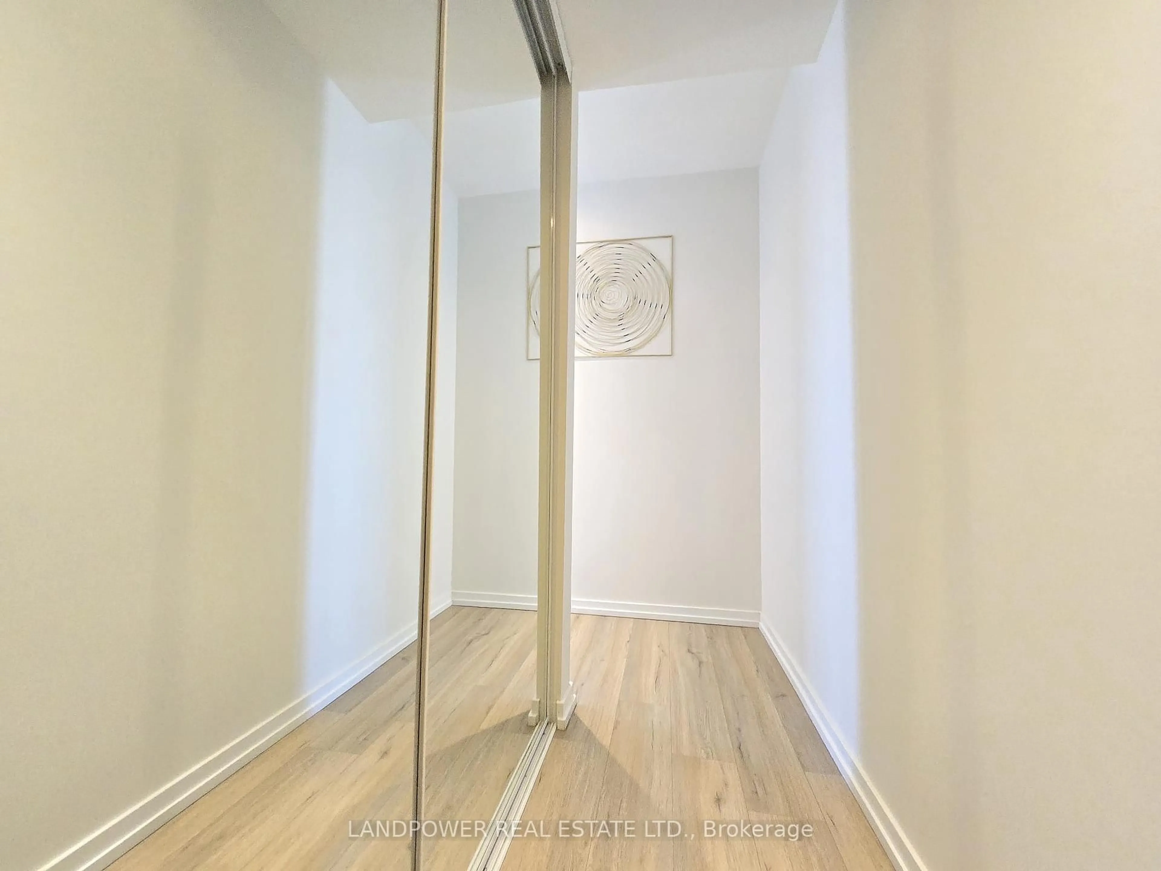 A pic of a room for 7890 Jane St #2509, Vaughan Ontario L4K 0K9