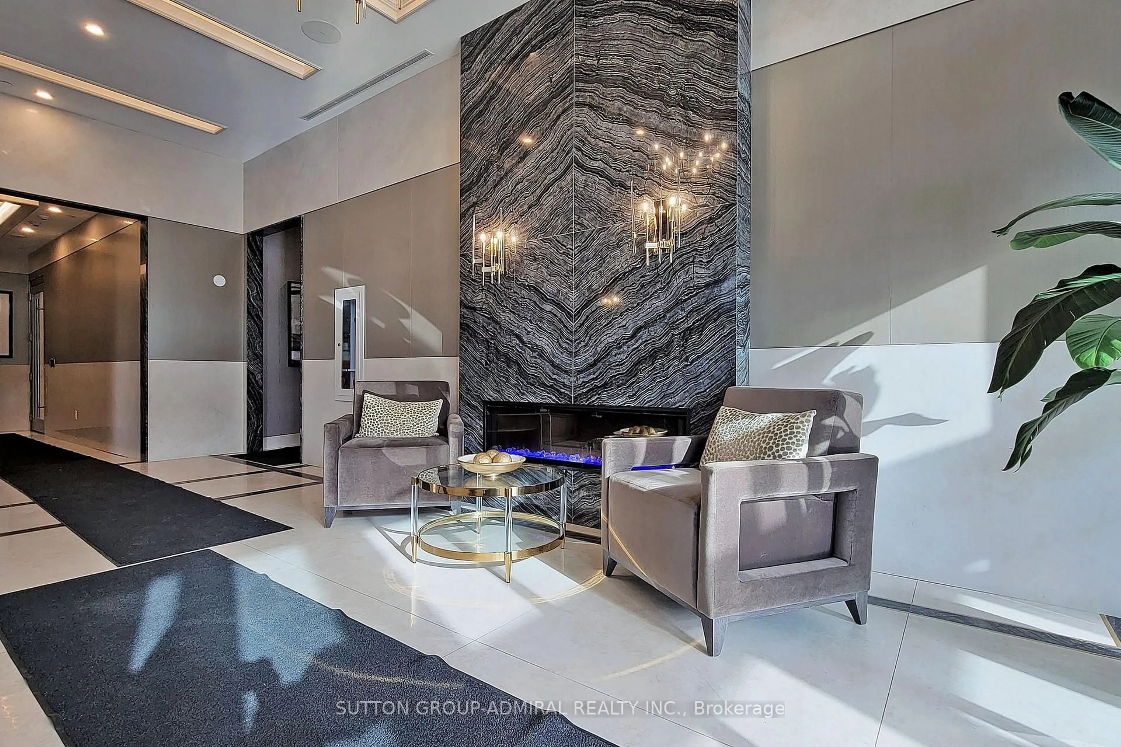 Lobby for 10 Gatineau Dr #202, Vaughan Ontario L4J 0L2