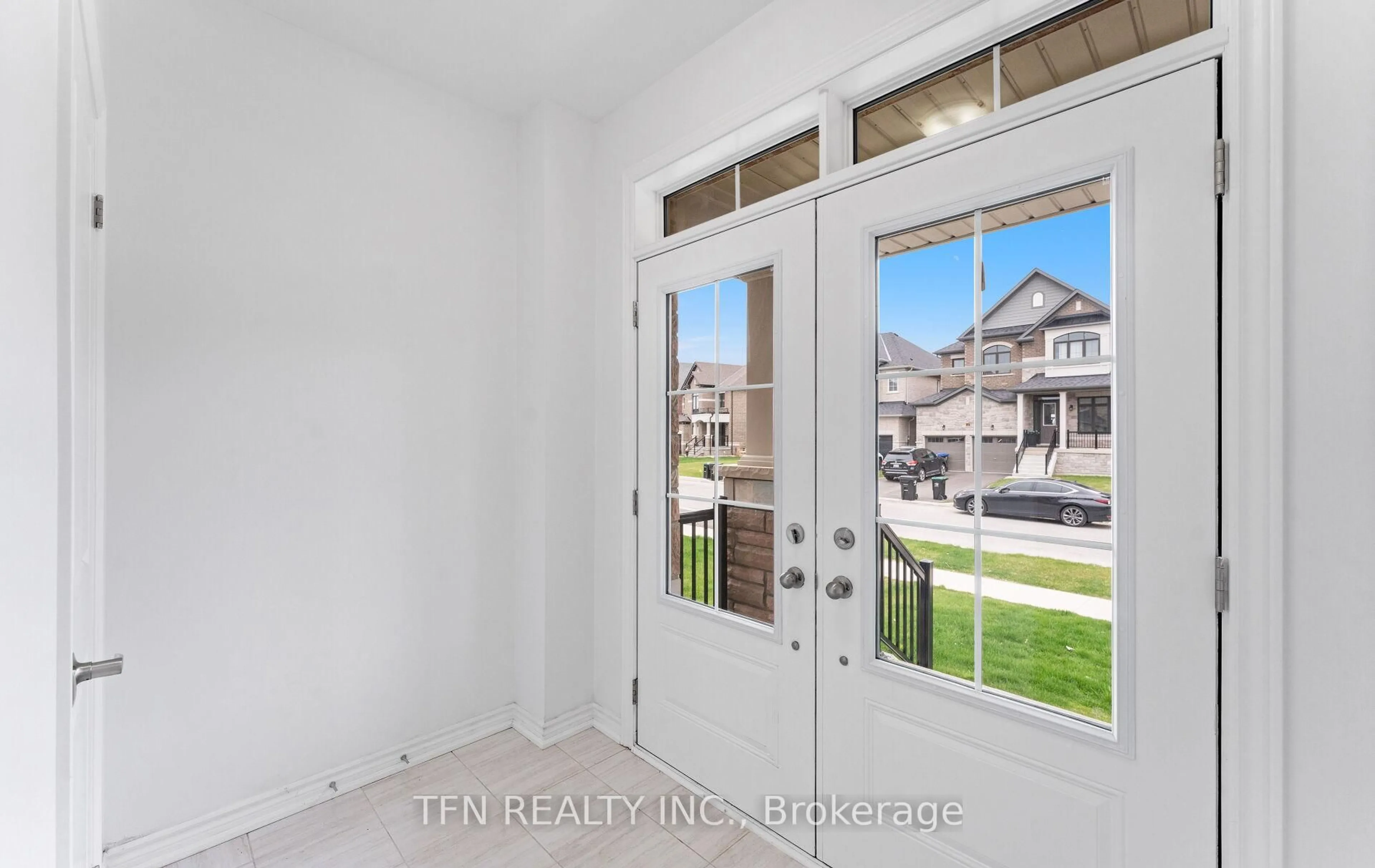 Indoor entryway for 1206 Corby Way, Innisfil Ontario L9S 0R1