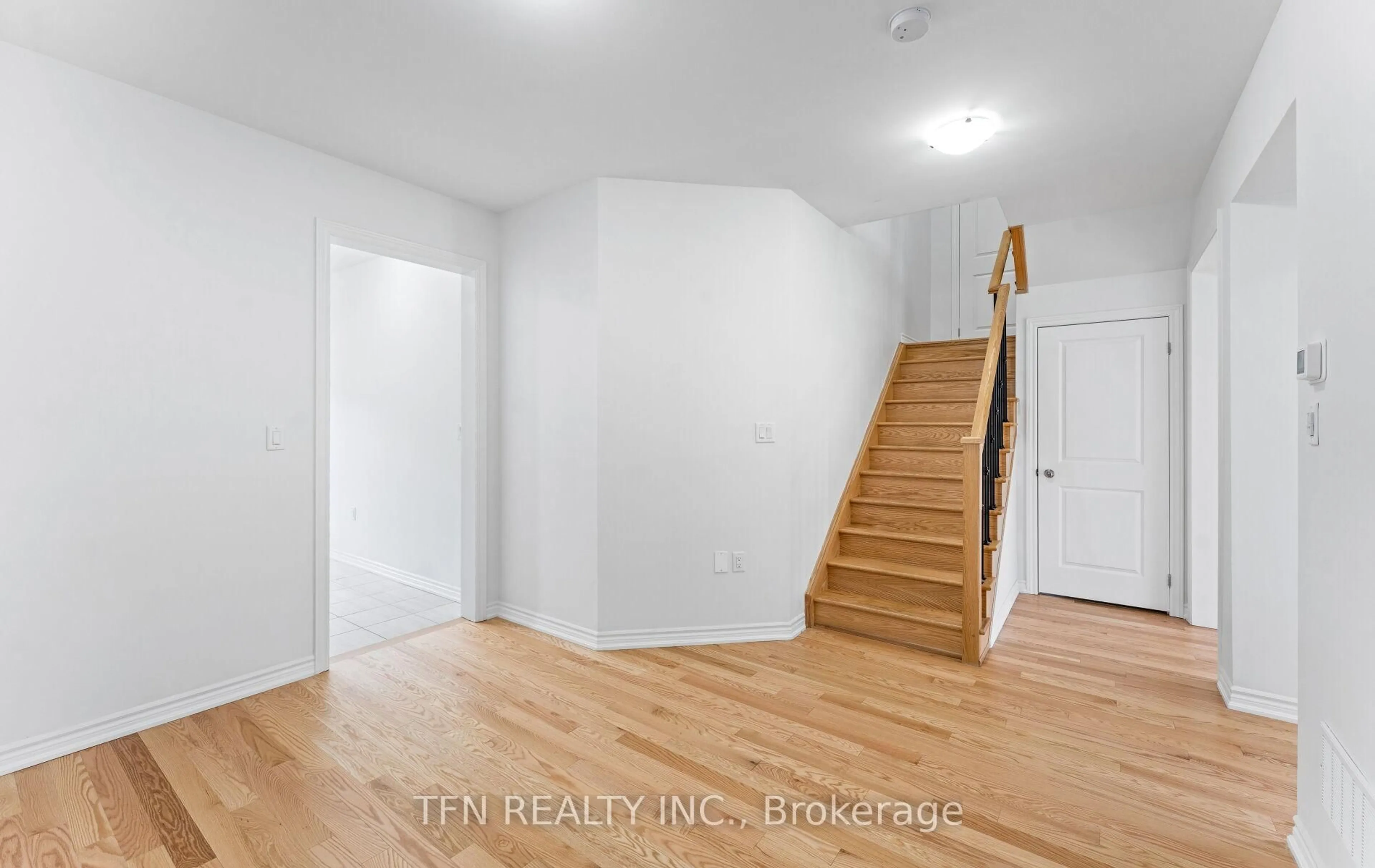 Unknown for 1206 Corby Way, Innisfil Ontario L9S 0R1