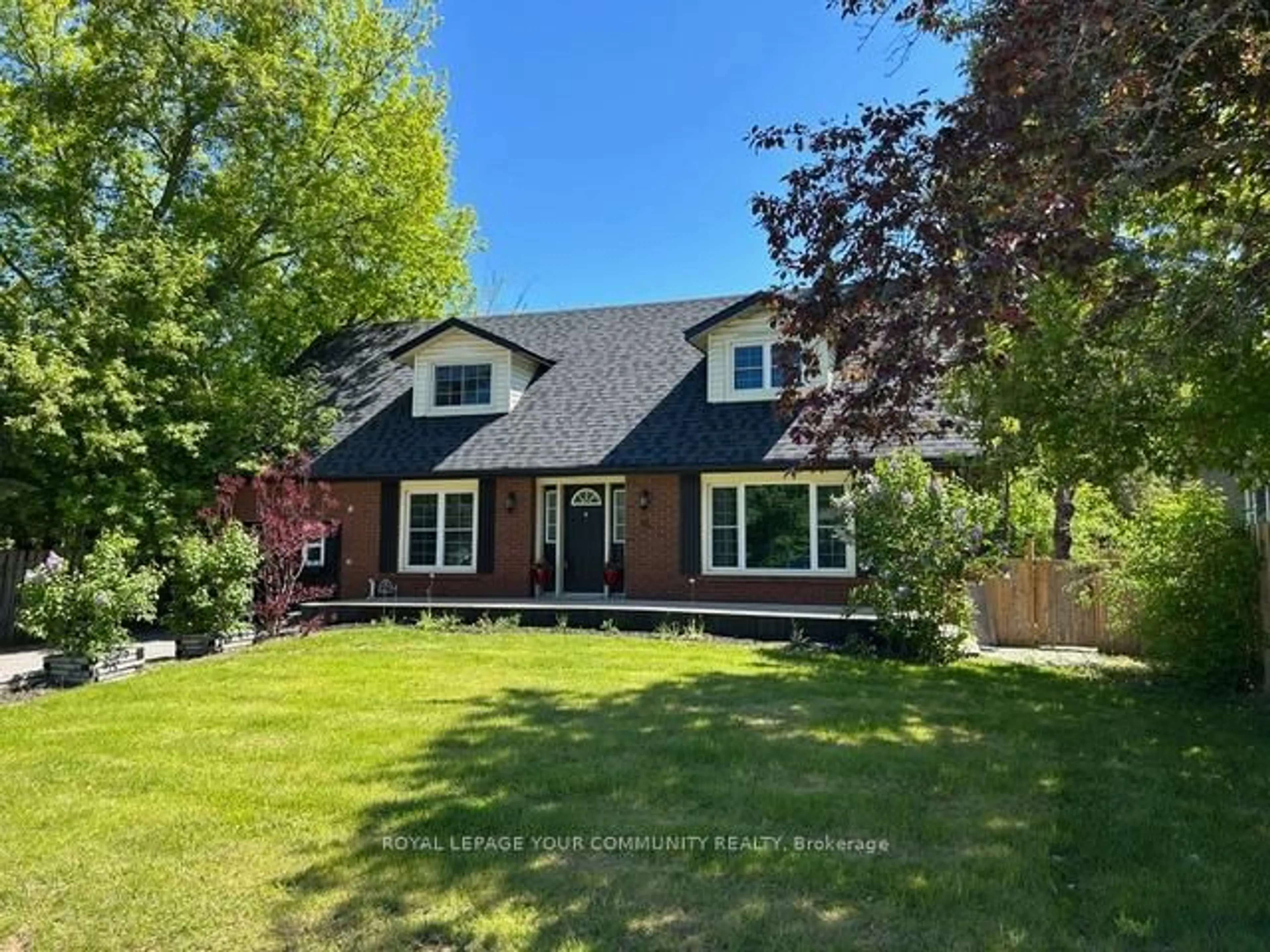 Unknown for 25 Victoria Rd, Georgina Ontario L0C 1L0
