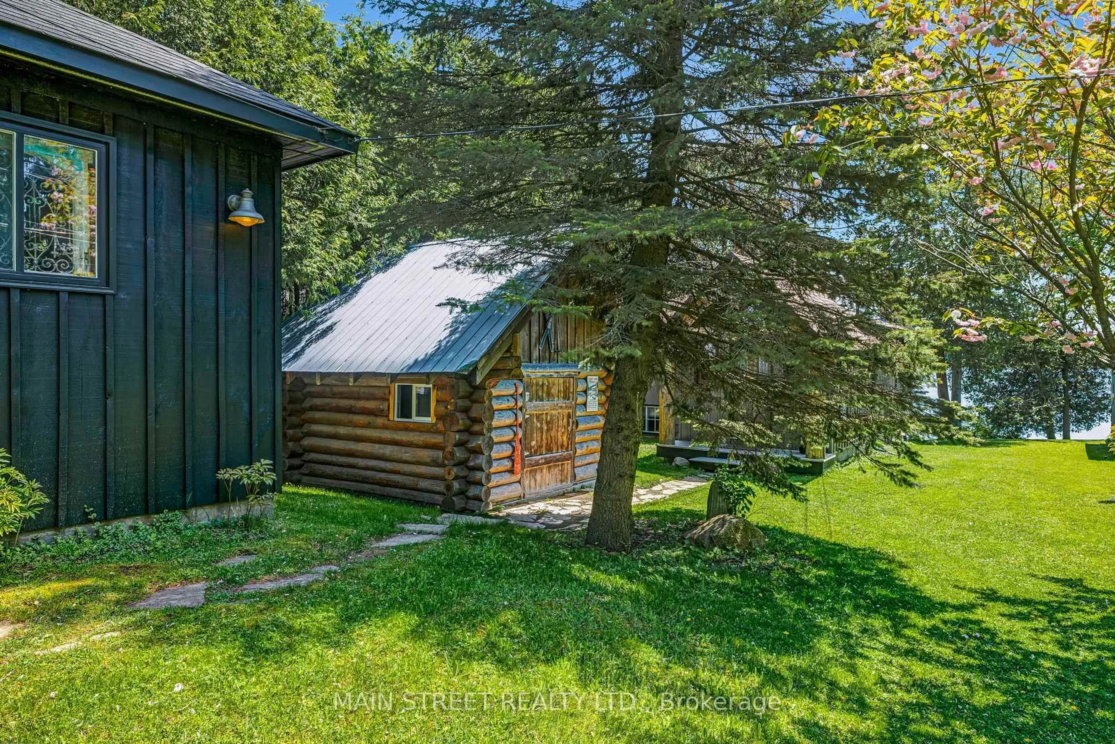Shed for 75 Cedarvale Blvd, Whitchurch-Stouffville Ontario L4A 7X3