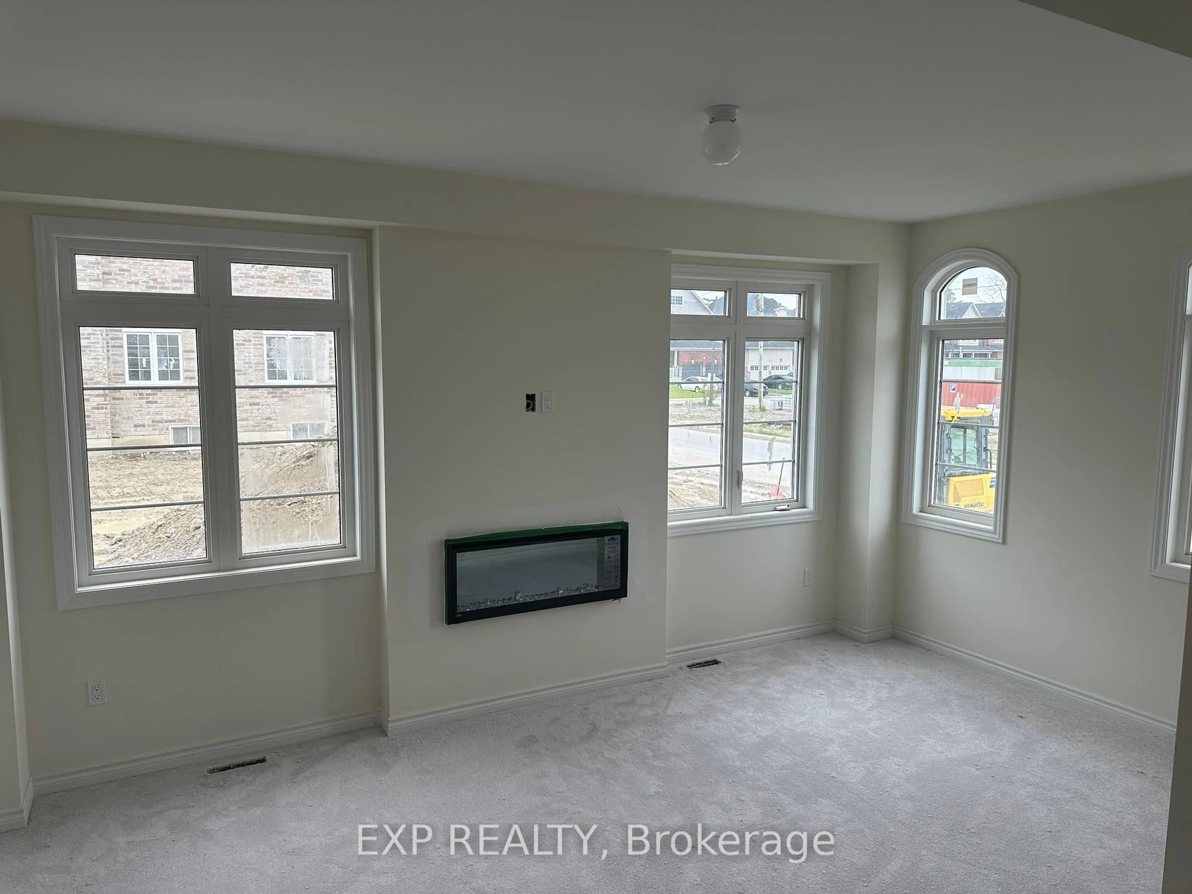 A pic of a room for 1 Wayne Allison Dr, Georgina Ontario L0E 1R0