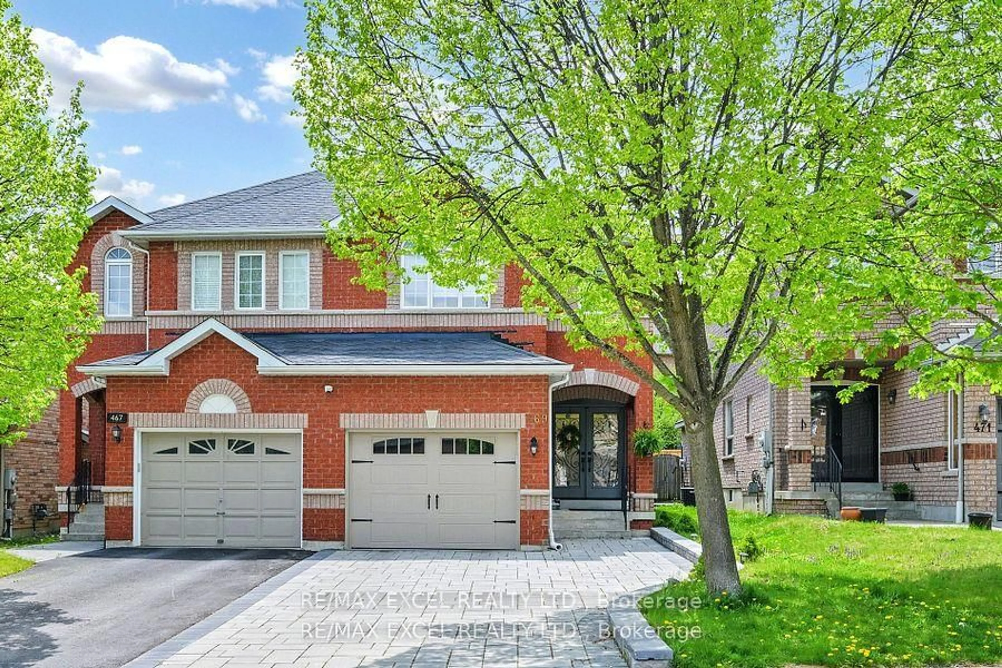 Home with brick exterior material, street for 469 Greig Circ, Newmarket Ontario L3Y 8S7
